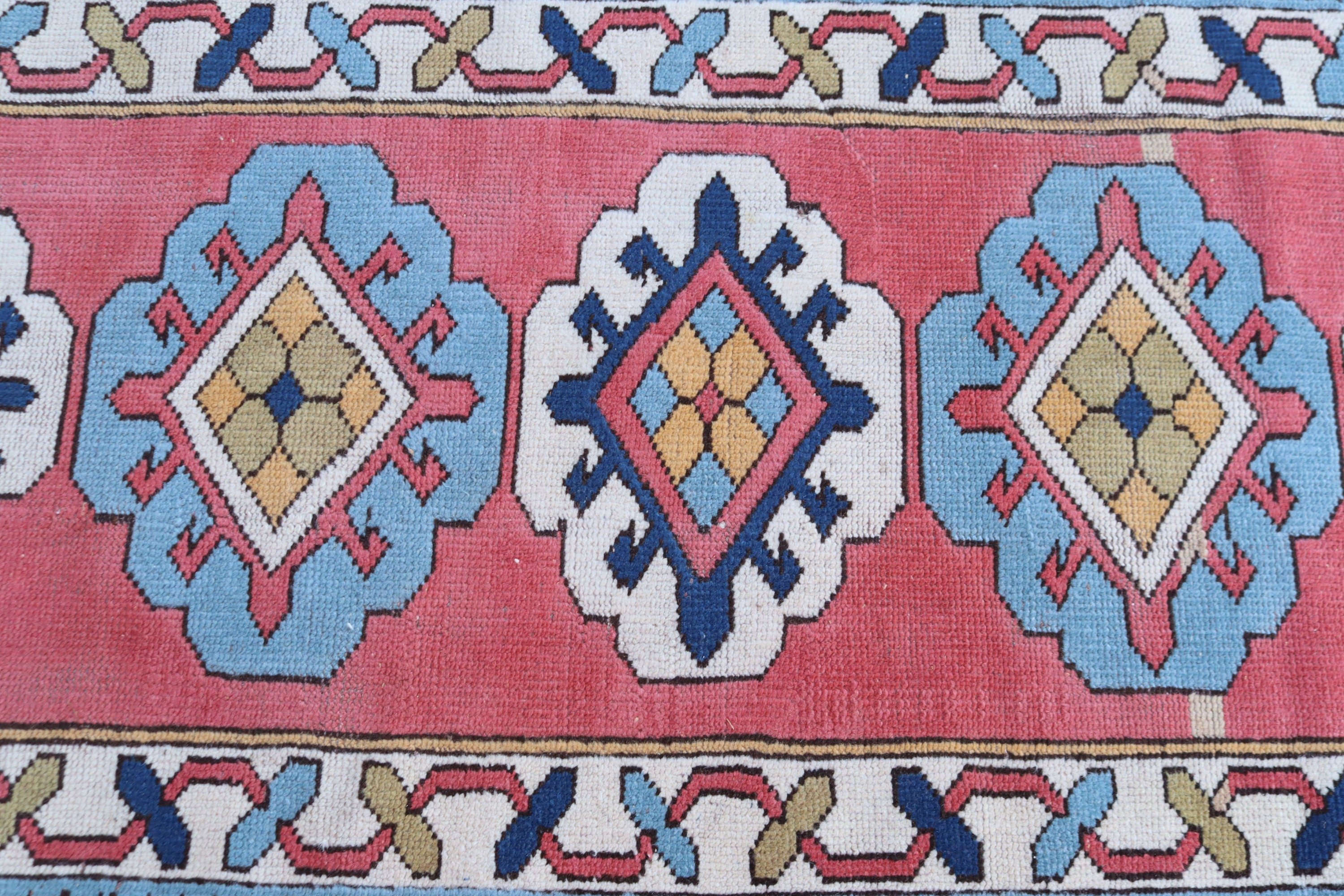 Vintage Runner Halıları, Vintage Halılar, Türk Halıları, Koridor Halıları, Pembe Geometrik Halılar, Fas Halısı, 2.6x7.7 ft Runner Halıları