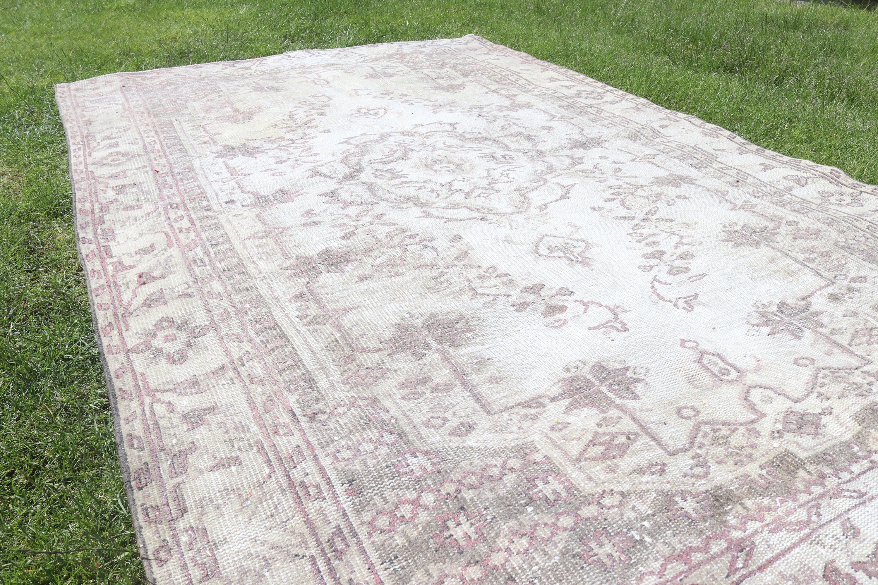 5.5x8.7 ft Large Rug, Vintage Rug, Turkish Rug, Large Boho Rug, Beige Moroccan Rugs, Tribal Rug, Salon Rugs, Oriental Rug, Statement Rug