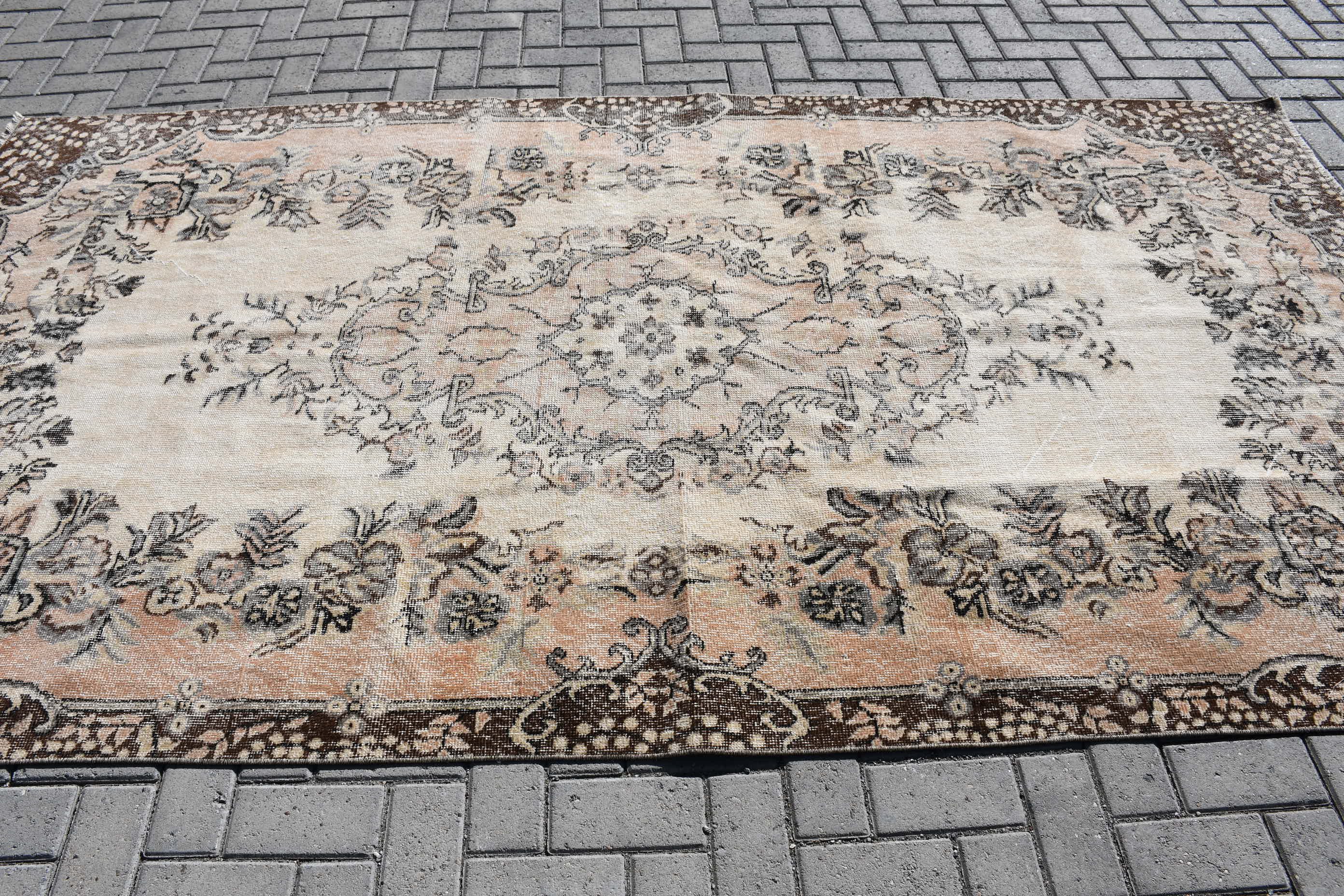 Vintage Rug, Turkish Rugs, Kitchen Rug, Beige Bedroom Rug, Living Room Rug, Dining Room Rugs, 5.4x9.9 ft Large Rug, Muted Rug