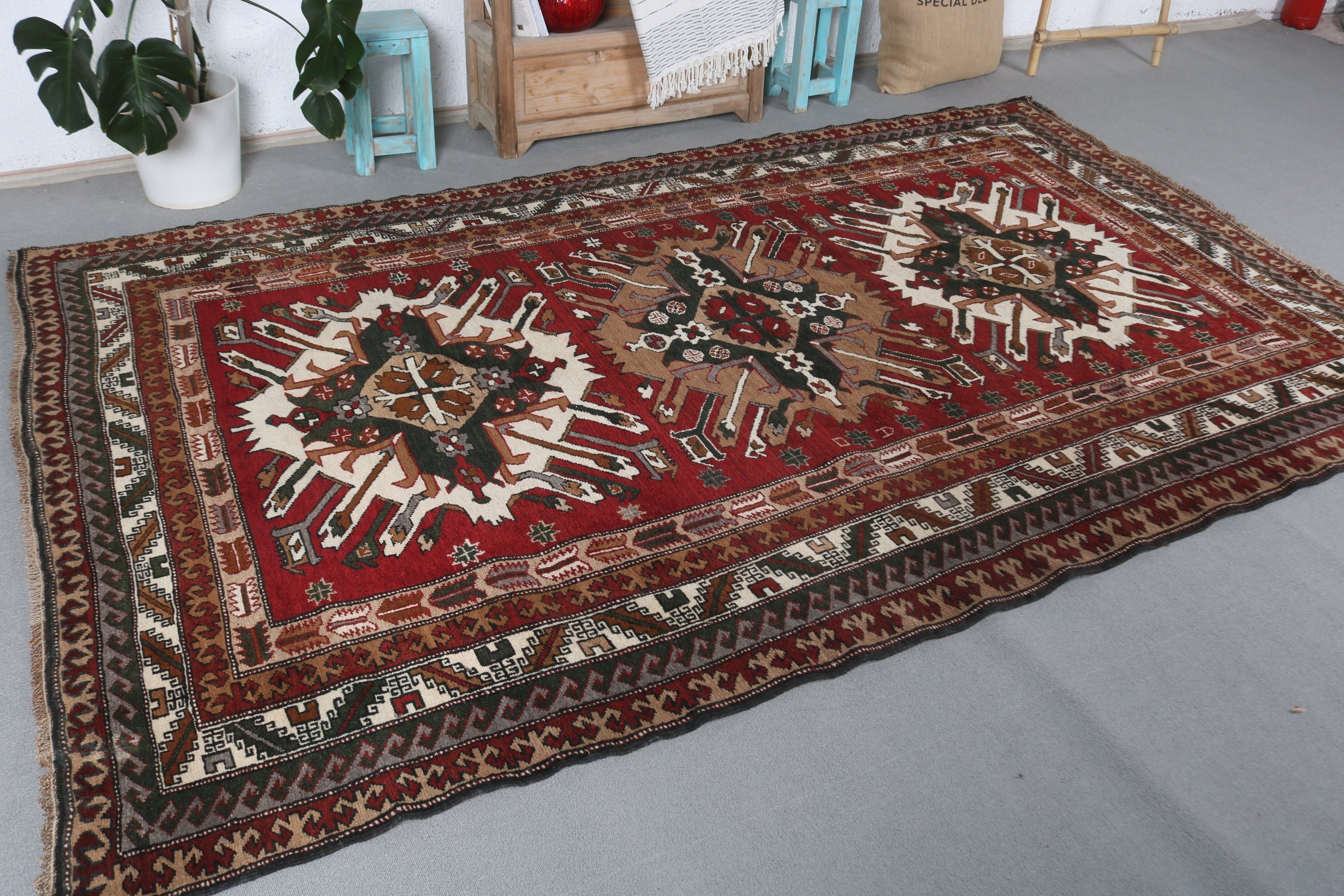 Yatak Odası Halısı, Eskitilmiş Halı, 5.9x9.7 ft Büyük Halı, Oturma Odası Halısı, Türk Halıları, Oushak Halısı, Vintage Halılar, Anadolu Halıları, Kırmızı Oushak Halıları