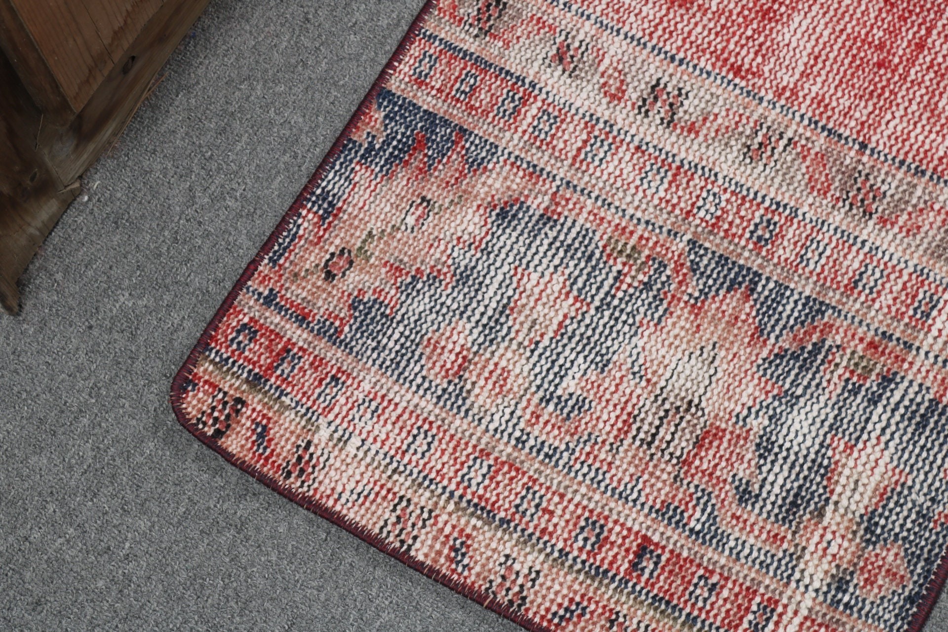 Small Vintage Rug, Anatolian Rug, Turkish Rug, Turkey Rugs, Red Bedroom Rug, Vintage Rug, Cool Rugs, 1.4x2.9 ft Small Rug, Nursery Rug