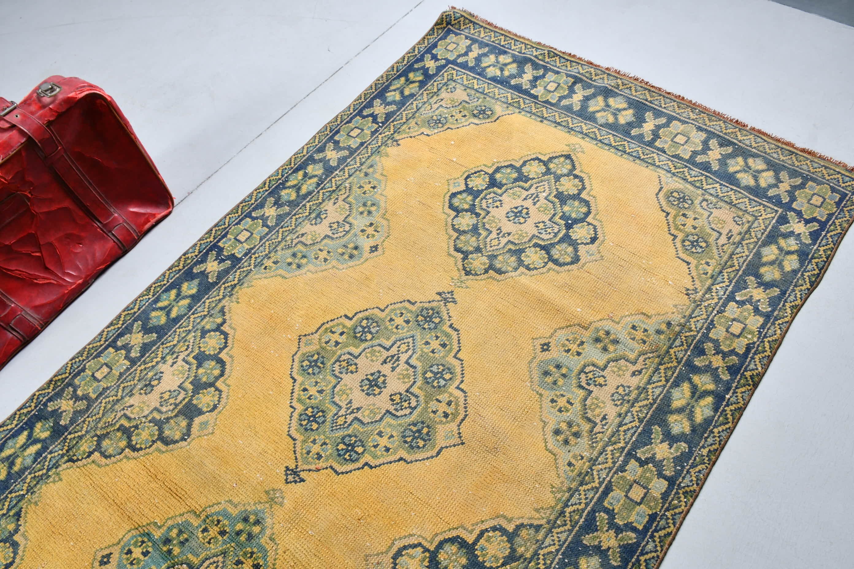 Vintage Dekor Halıları, Yün Halı, Sarı Soğuk Halılar, Merdiven Halıları, 4,1x10,9 ft Runner Halısı, Vintage Halı, Türk Halısı, Merdiven Halıları, Oryantal Halı