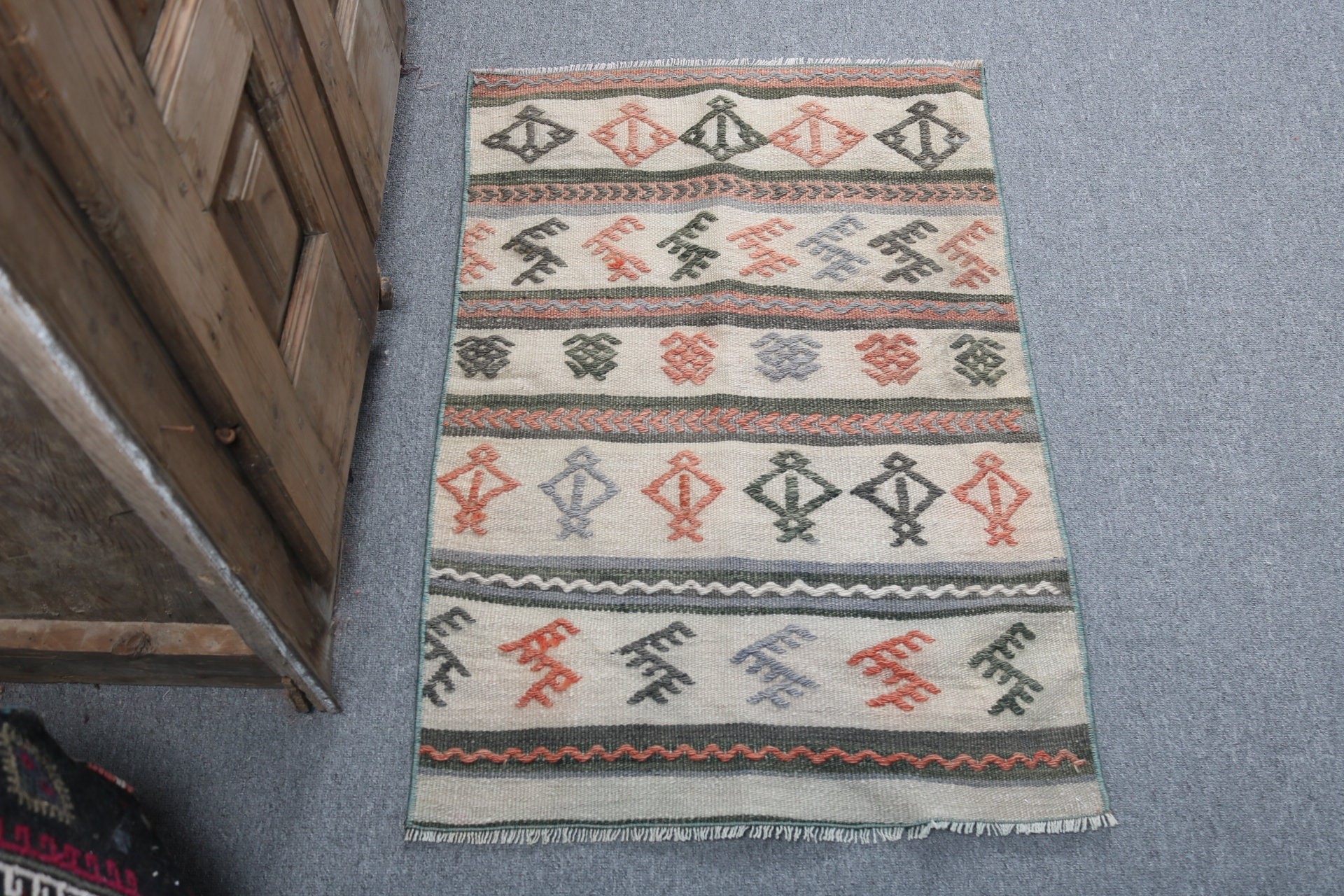 2x2.9 ft Small Rugs, Cool Rugs, Anatolian Rugs, Kilim, Vintage Rug, Bathroom Rugs, Small Boho Rug, Turkish Rug, Beige Geometric Rug