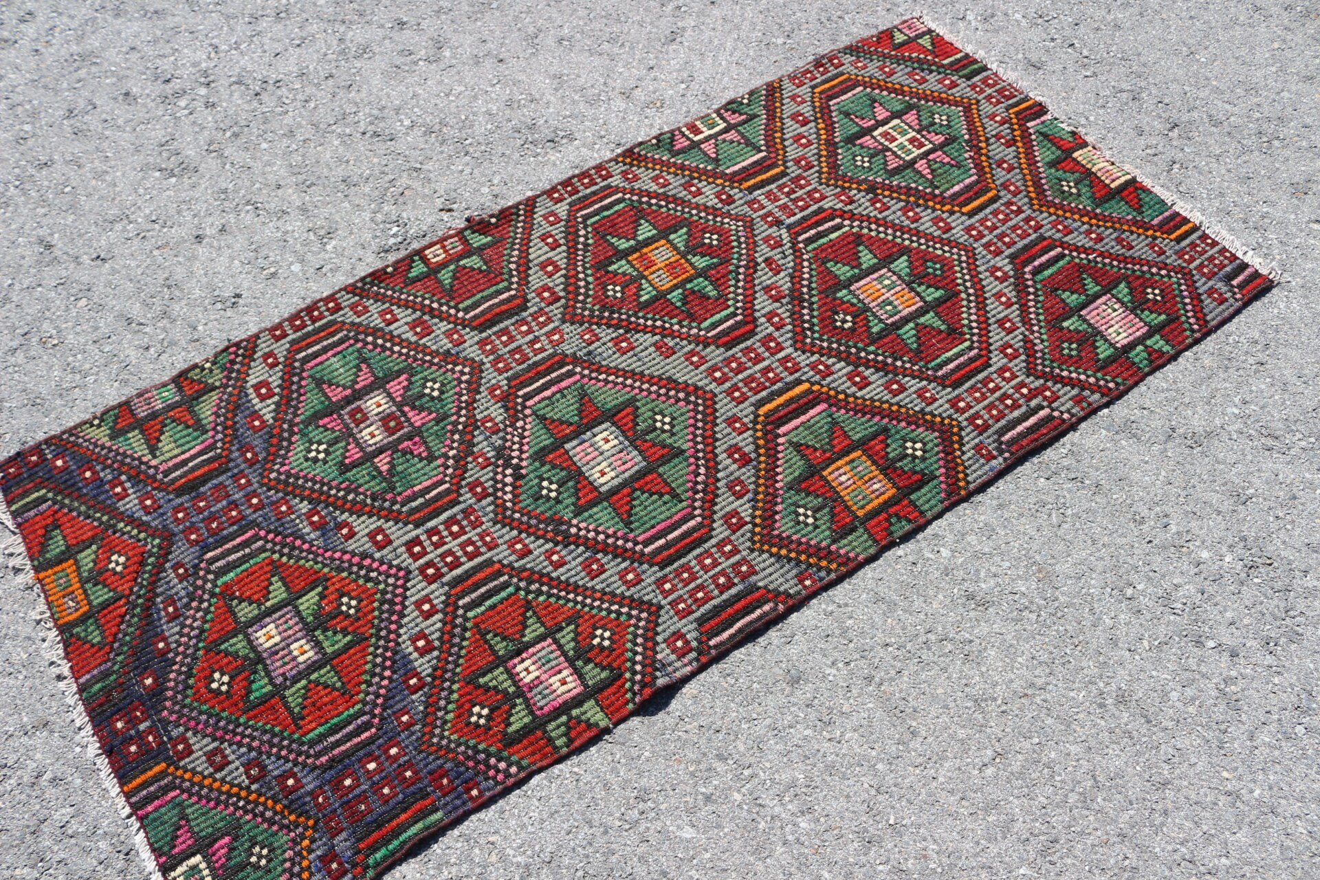 Yeşil Yün Halılar, Vintage Halılar, Retro Halı, Anadolu Halısı, Giriş Halısı, Türk Halıları, Fas Halısı, Çocuk Halısı, Kilim, 2,7x5,8 ft Aksan Halısı