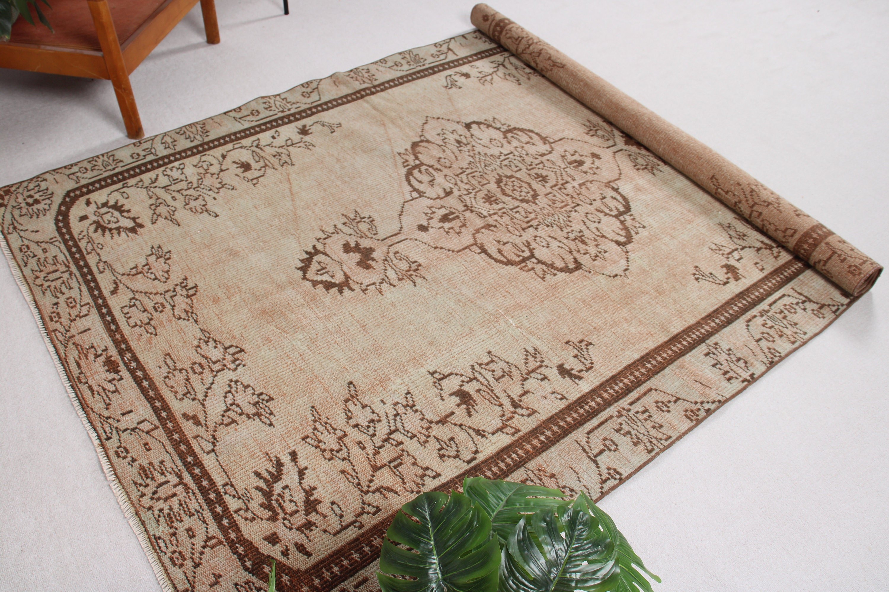 Vintage Rugs, 5.6x8.4 ft Large Rug, Turkish Rugs, Brown Neutral Rugs, Dining Room Rug, Anatolian Rug, Large Boho Rugs