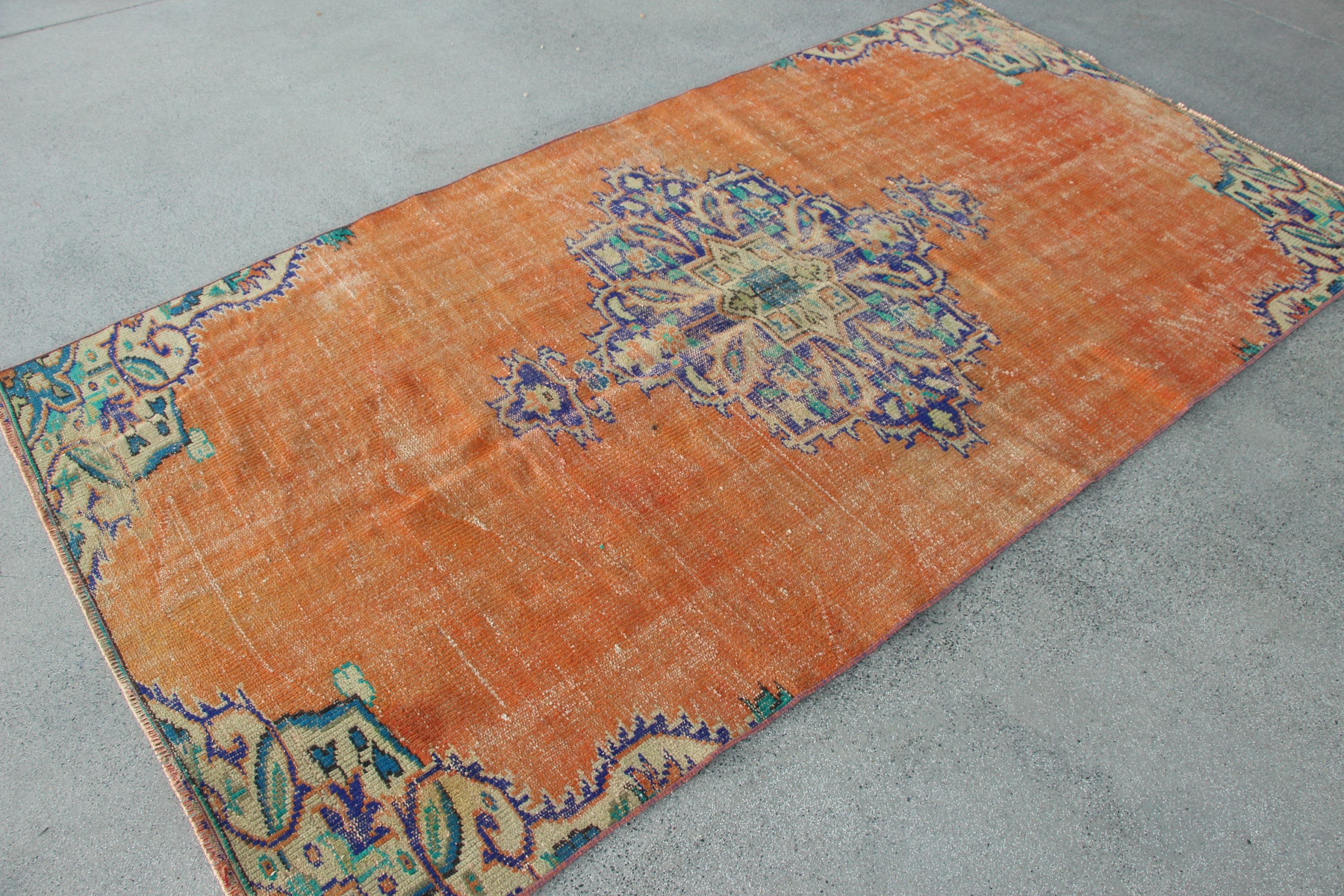 Türk Halısı, Çocuk Halıları, Vintage Halılar, 4,3x8,1 ft Alan Halısı, Oushak Halısı, İç Mekan Halıları, Sanat Halıları, Mutfak Halıları, Turuncu Fas Halısı