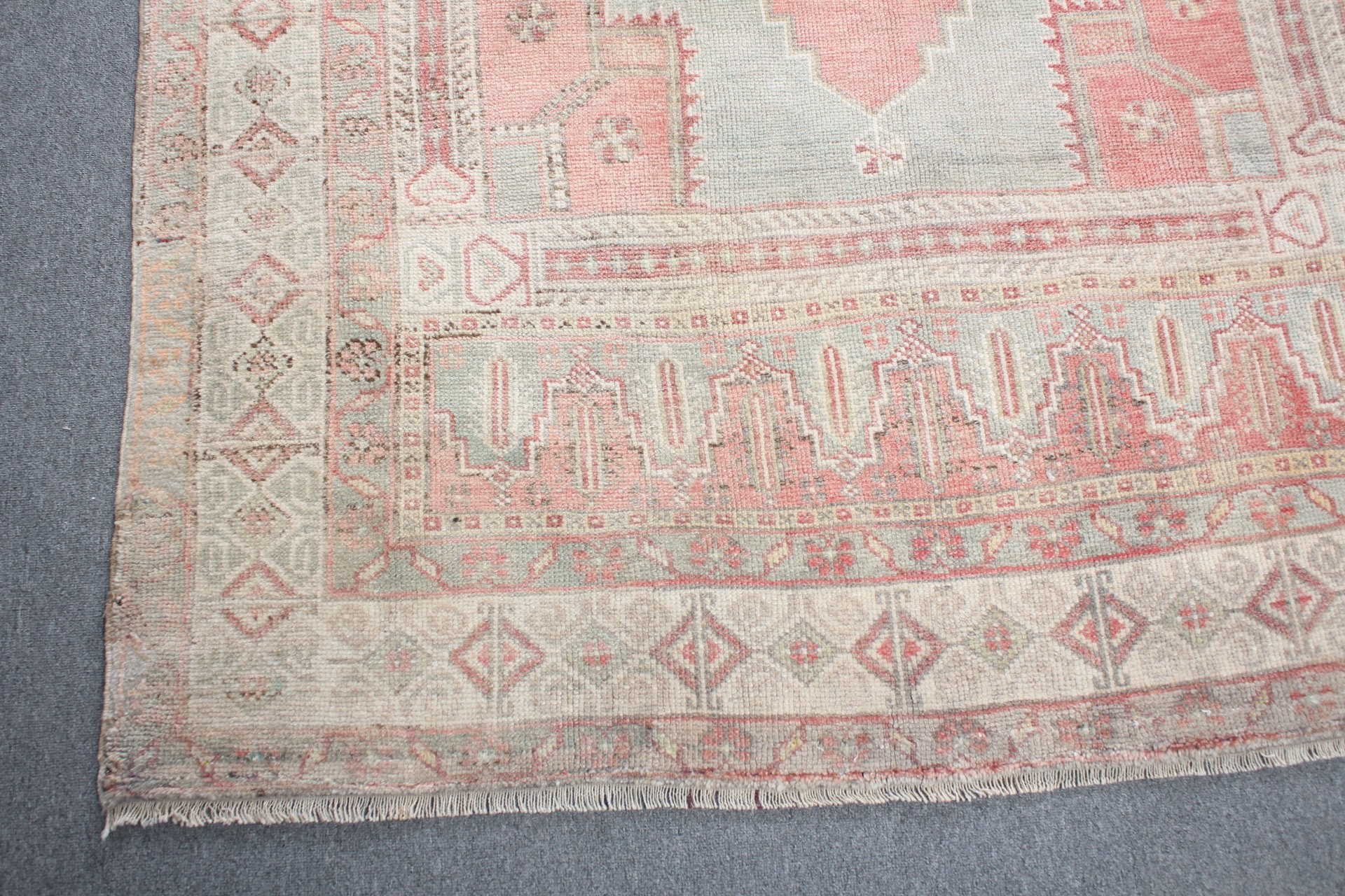 Türk Halıları, Vintage Halı, Anadolu Halıları, Runner Halıları, Kırmızı Yatak Odası Halısı, Mutfak Halıları, 4.8x12.6 ft Runner Halısı, Koridor Halıları, Yer Halısı