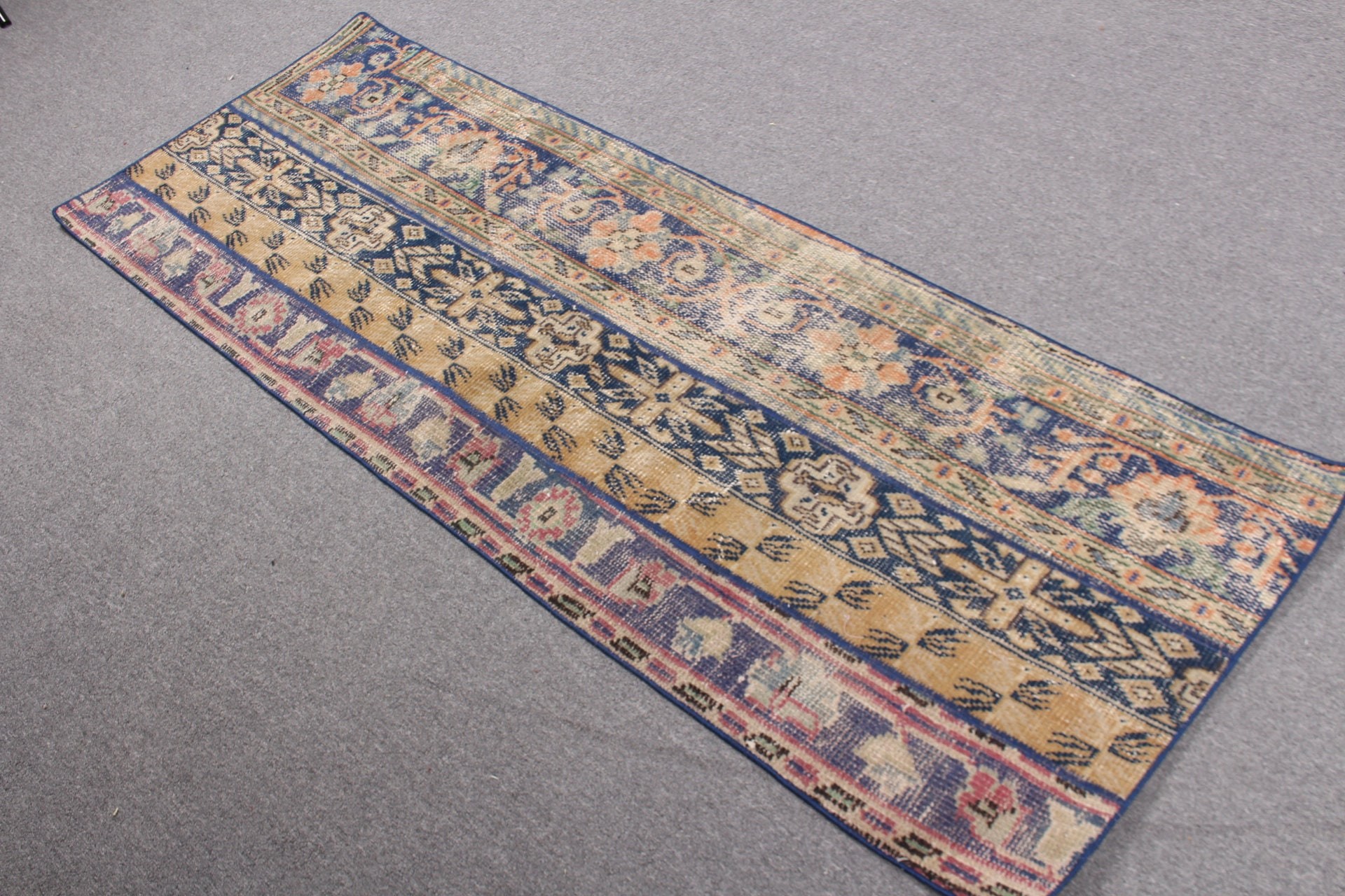 Mavi Zemin Halısı, 2.2x5.9 ft Runner Halısı, Vintage Halı, Koridor Halıları, Ev Dekorasyonu Halıları, Mutfak Halıları, Yurt Halısı, Türk Halıları