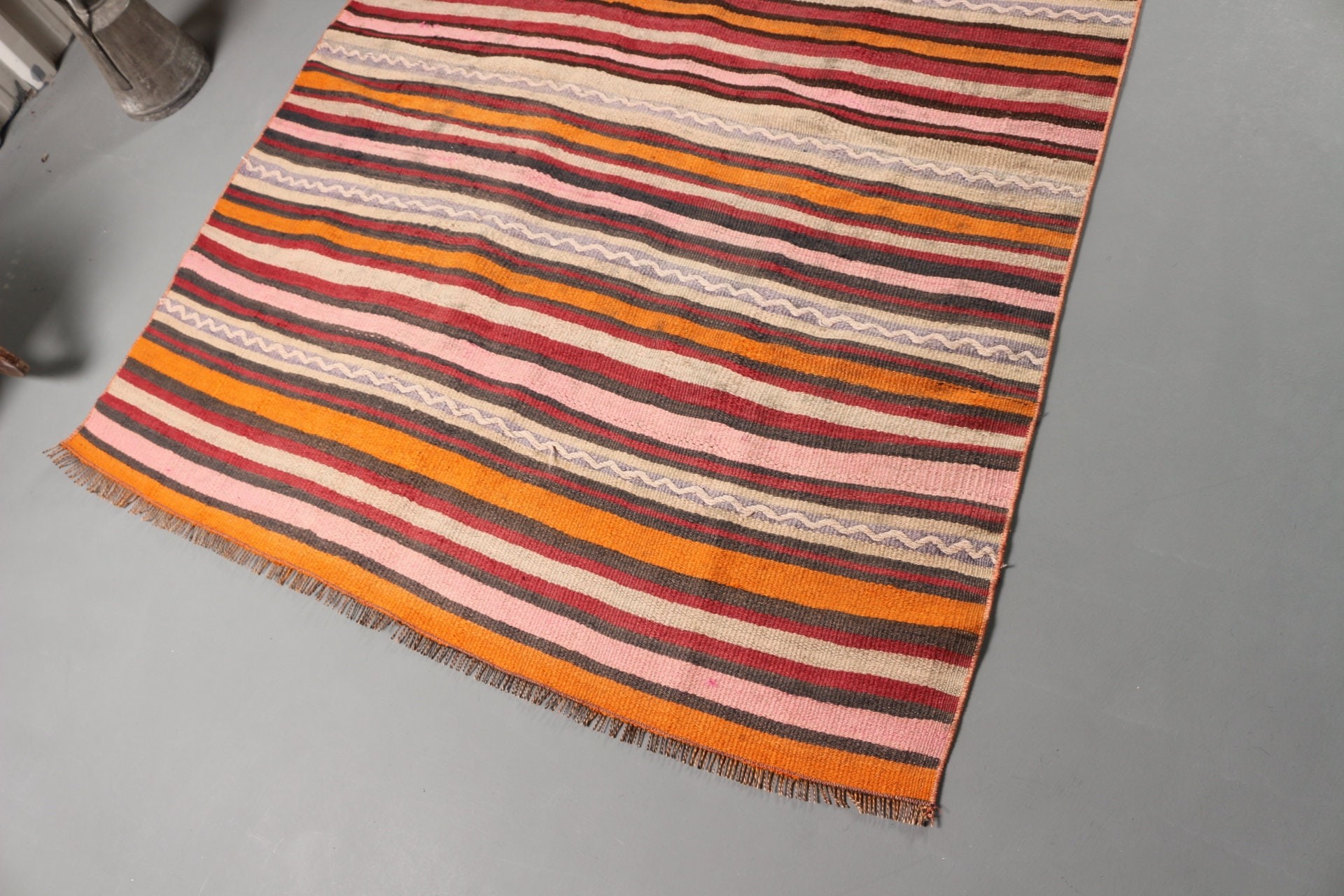 Mutfak Halısı, Yün Halı, 4.6x5.6 ft Alan Halısı, Vintage Halı, Yer Halıları, Kilim, Fas Halısı, Turuncu Antika Halı, Pastel Halılar, Türk Halıları