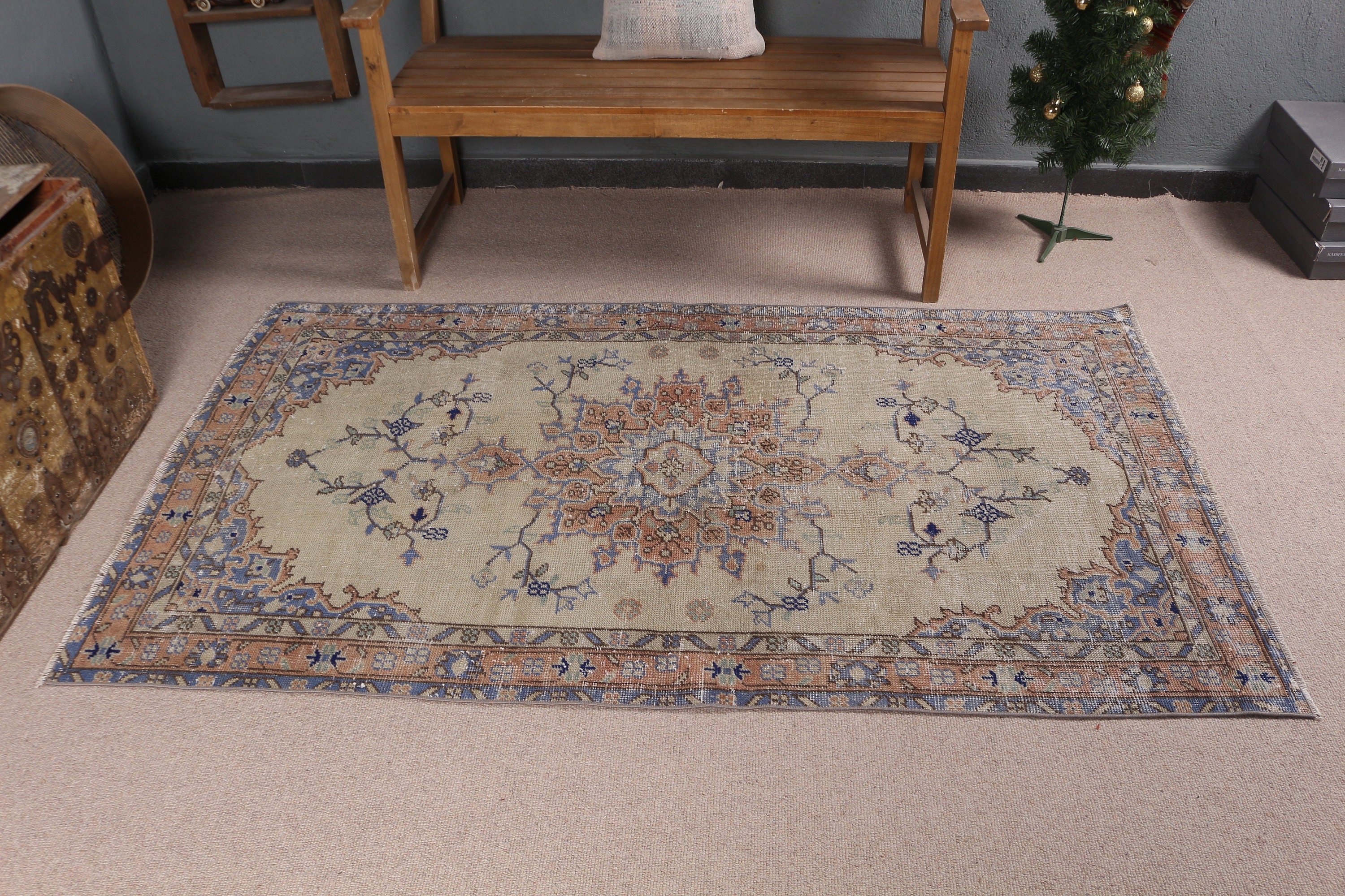 Beige  3.7x6.4 ft Accent Rug, Cool Rug, Entry Rug, Vintage Rug, Floor Rugs, Kitchen Rugs, Rugs for Entry, Turkish Rug