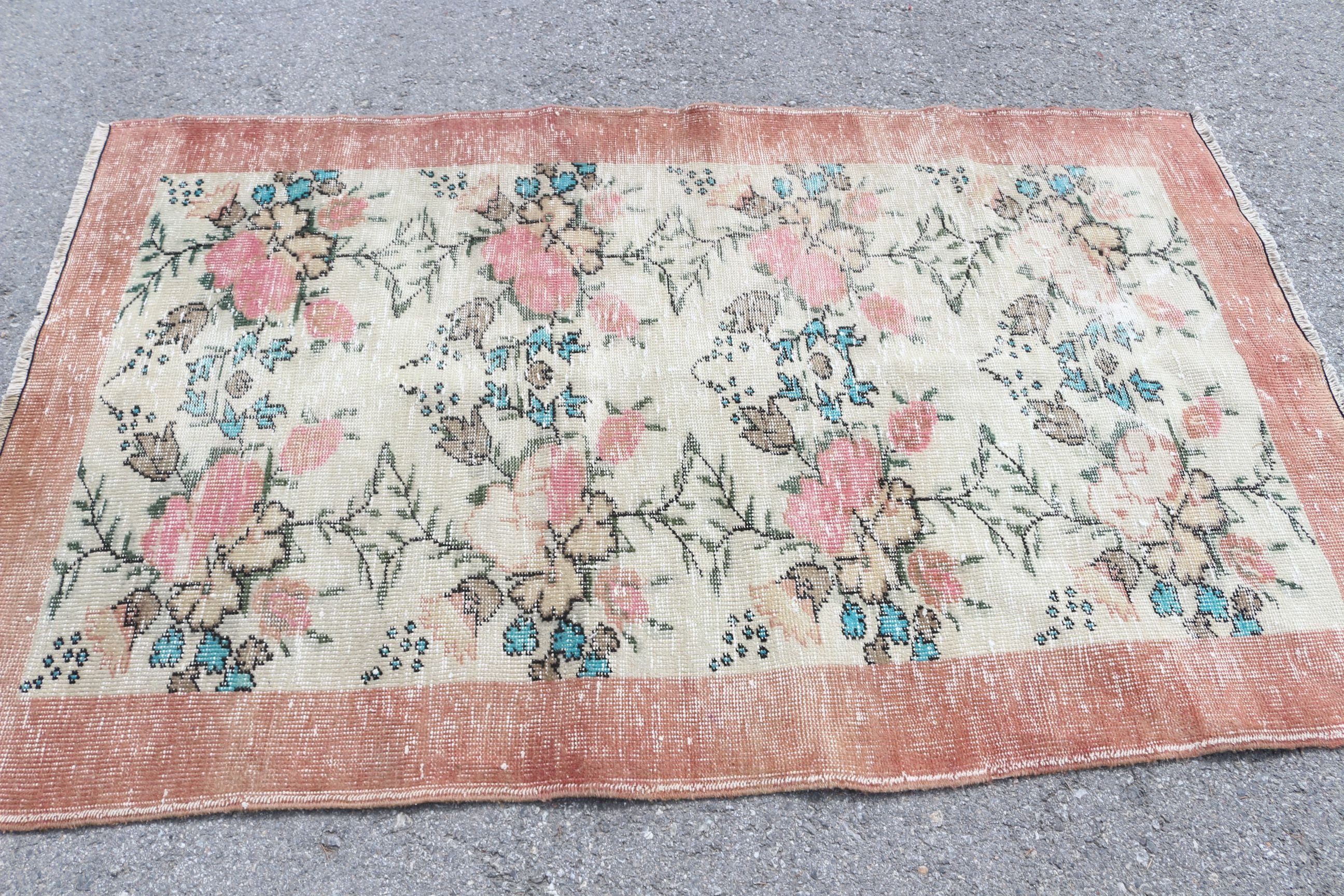 Yer Halısı, Vintage Halı, Türk Halıları, 4.1x6.5 ft Alan Halısı, Kırmızı Yün Halı, Oturma Odası Halıları, Anadolu Halıları, Soğuk Halı, Çocuk Halıları