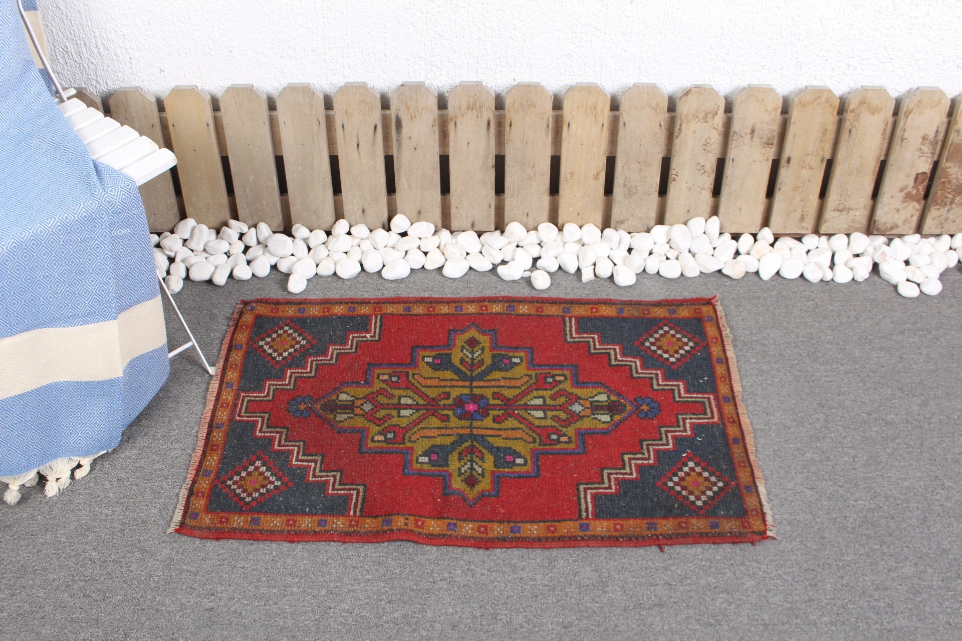 Vintage Rug, Rugs for Entry, Cool Rugs, Wool Rugs, Turkish Rug, Door Mat Rug, Nursery Rug, Art Rug, Red Home Decor Rug, 1.8x3 ft Small Rugs