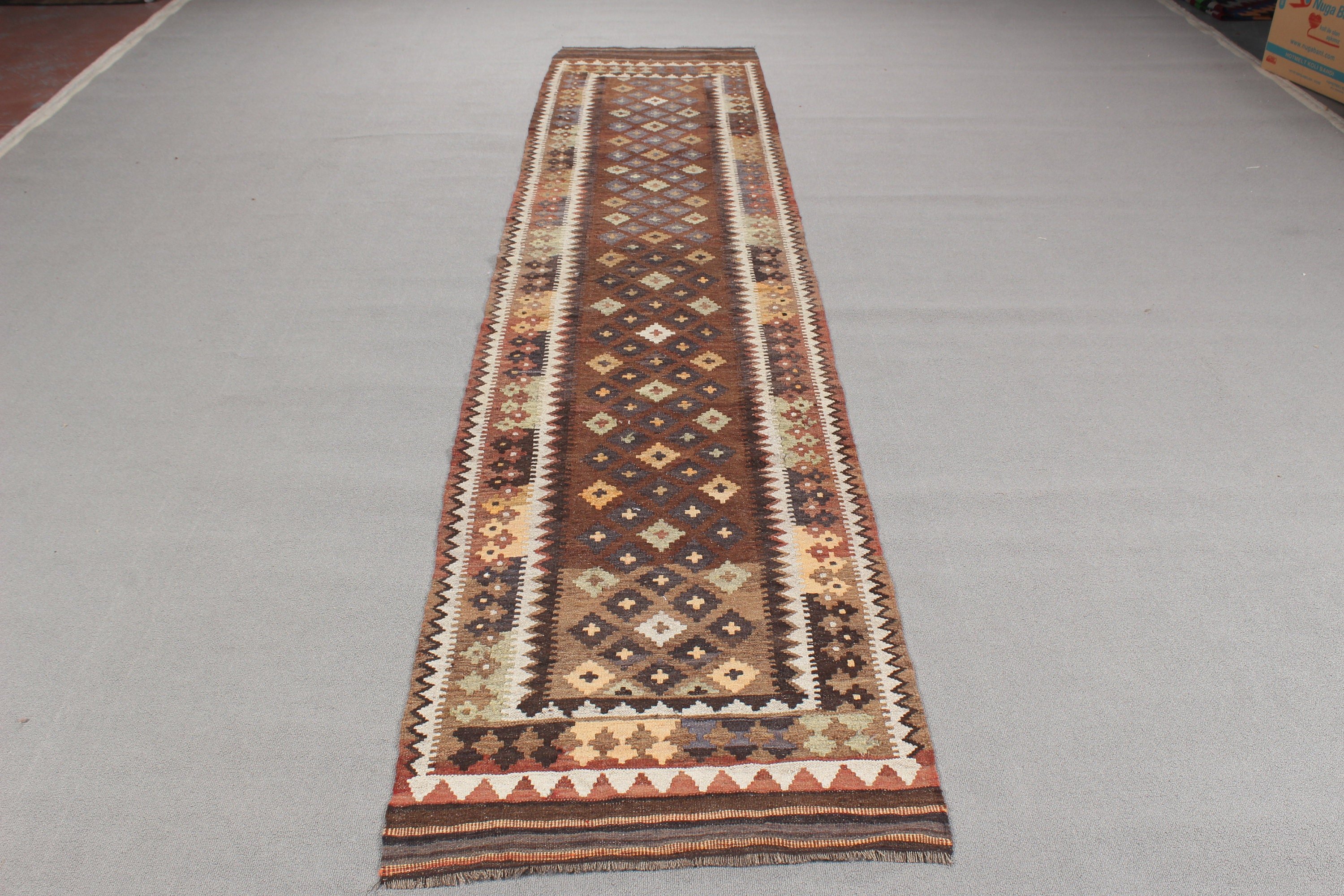 Vintage Halı, Türk Halısı, Bej 2.4x11.6 ft Runner Halıları, Mutfak Halıları, Oushak Halısı, Lüks Halılar, Kilim, Koridor Halısı