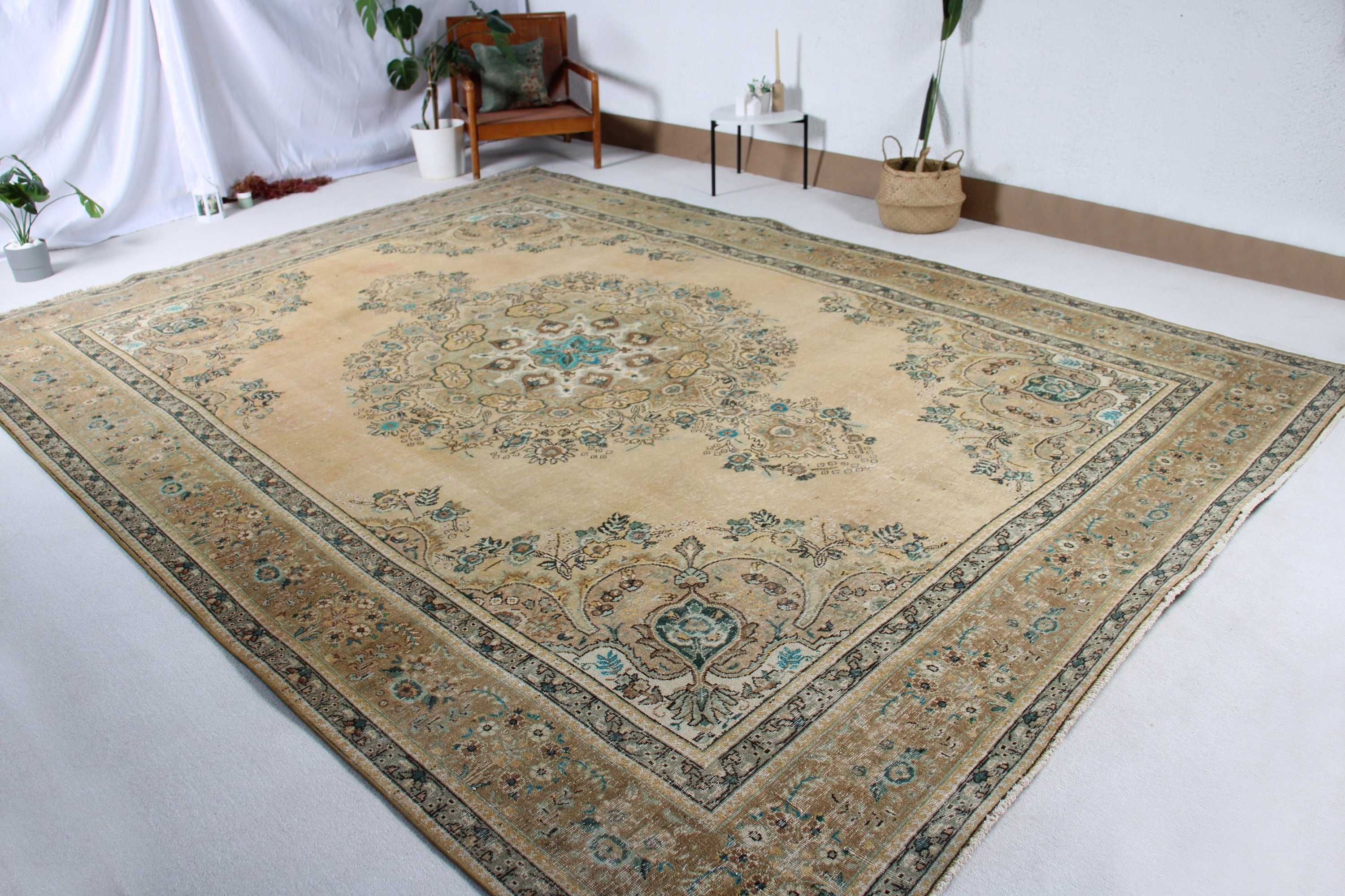 Türk Halıları, Vintage Halı, 9.6x13.2 ft Büyük Boy Halı, Bej Fas Halısı, Açıklama Halısı, Anadolu Halısı, Ofis Halıları, Büyük Boy Türk Halıları