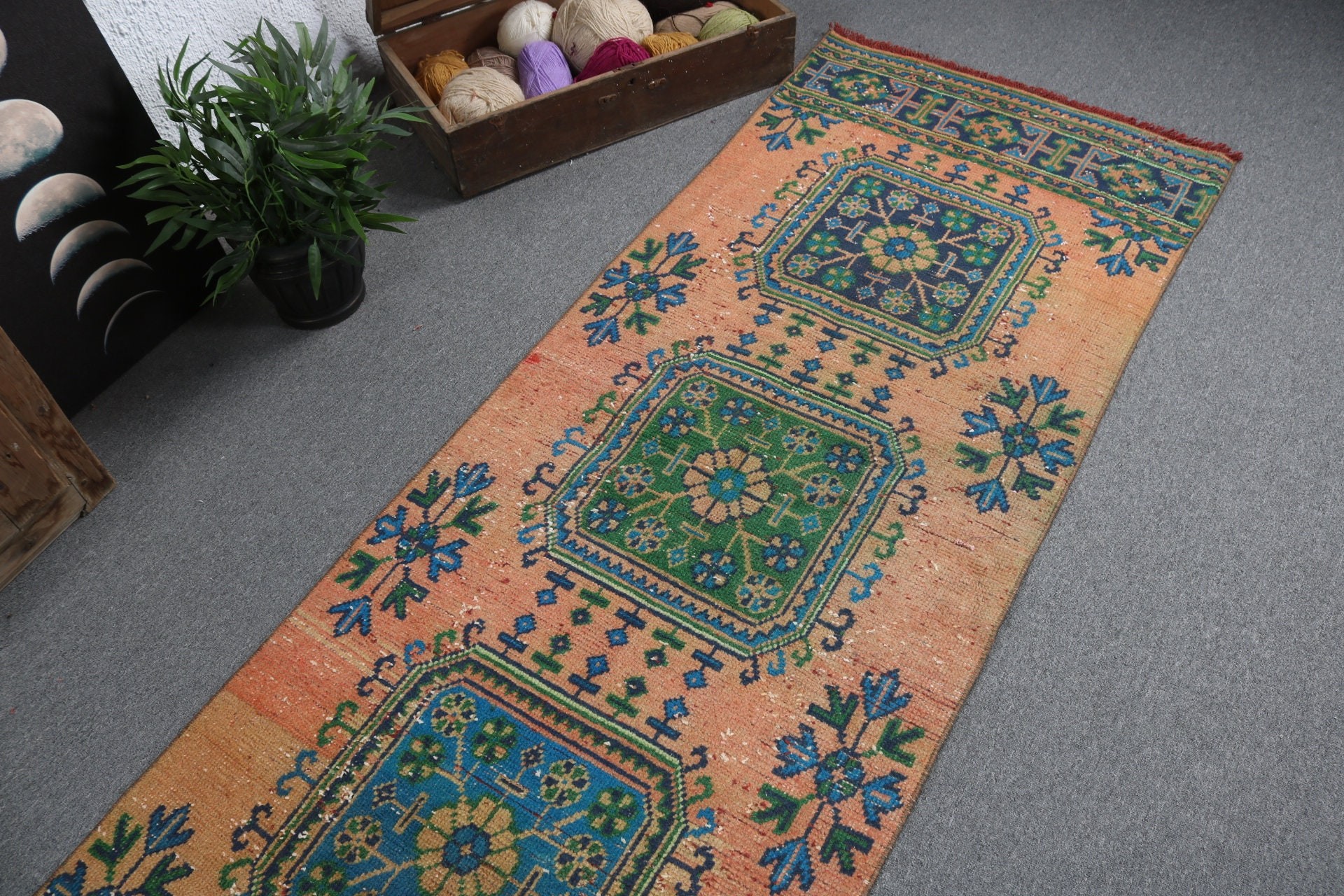 Modern Halı, Anadolu Halıları, 2.7x11.5 ft Yolluk Halıları, Koridor Halıları, Vintage Yolluk Halıları, Vintage Halı, Turuncu El Dokuma Halı, Türk Halıları