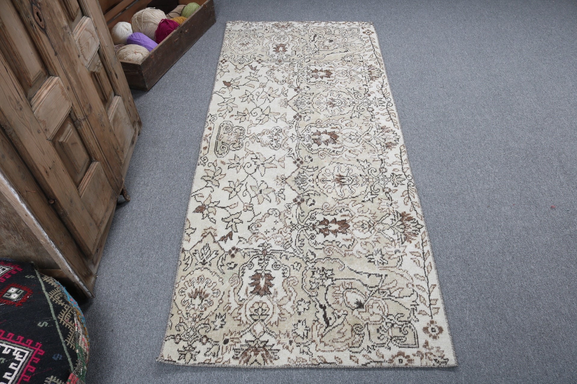 Vintage Halılar, Dekoratif Halılar, Nötr Halı, Çocuk Halıları, 2,7x6,5 ft Aksan Halıları, Türk Halısı, Anadolu Halıları, Bej Oryantal Halılar