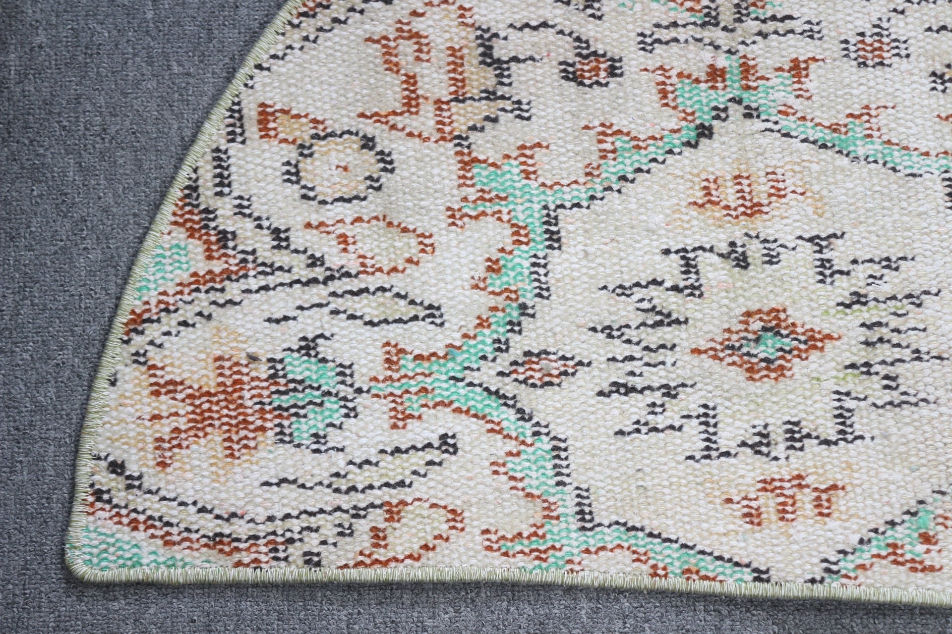 Turkish Rug, Kitchen Rug, Door Mat Rug, Beige Oriental Rugs, Home Decor Rug, Wall Hanging Rug, Retro Rug, Vintage Rug, 2.5x1.5 ft Small Rug