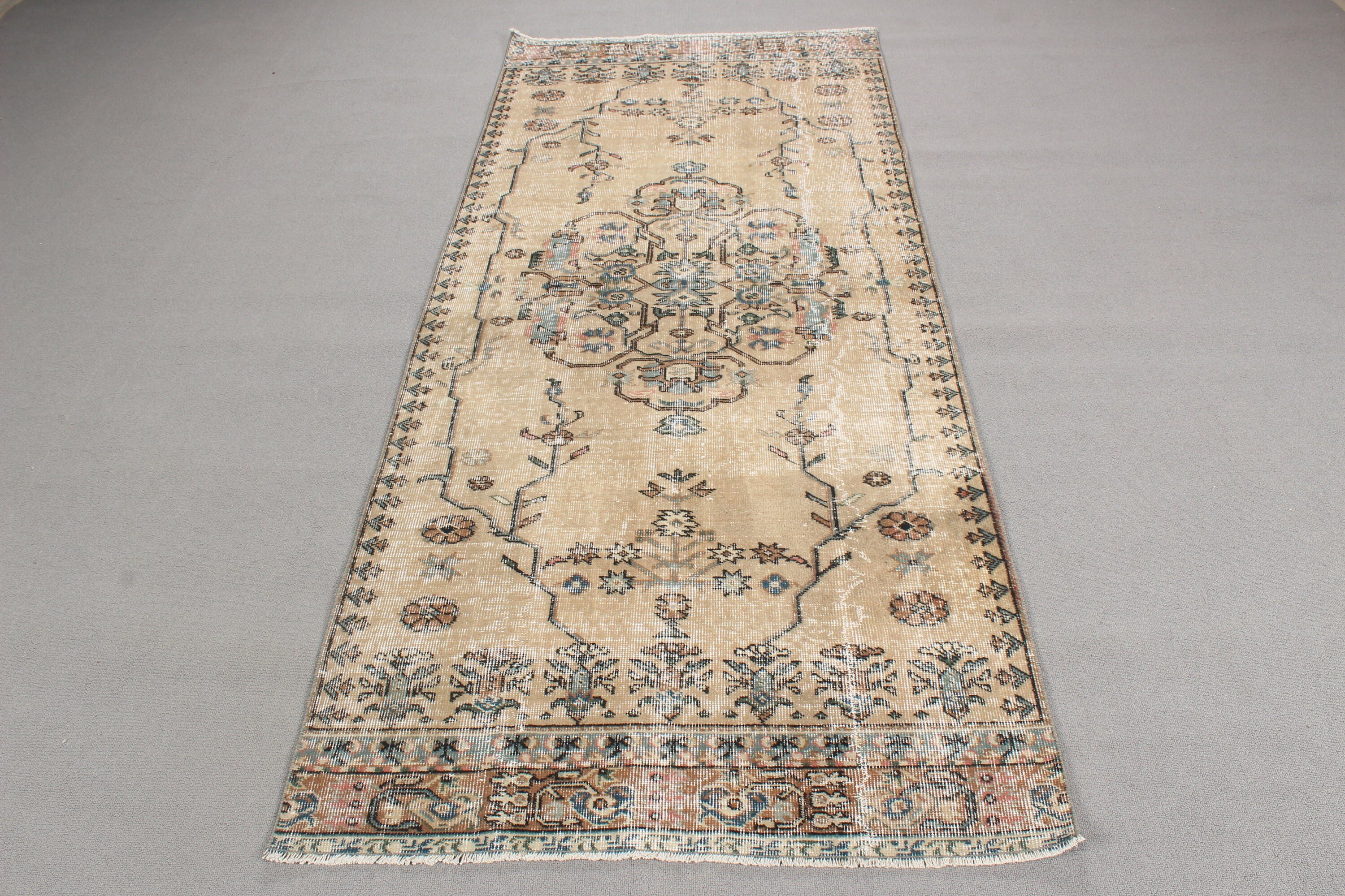 Yatak Odası Halıları, Çocuk Halısı, Türk Halıları, El Dokuma Halı, Vintage Halı, 3.2x7.7 ft Alan Halısı, Ofis Halıları, Kahverengi Mutfak Halısı