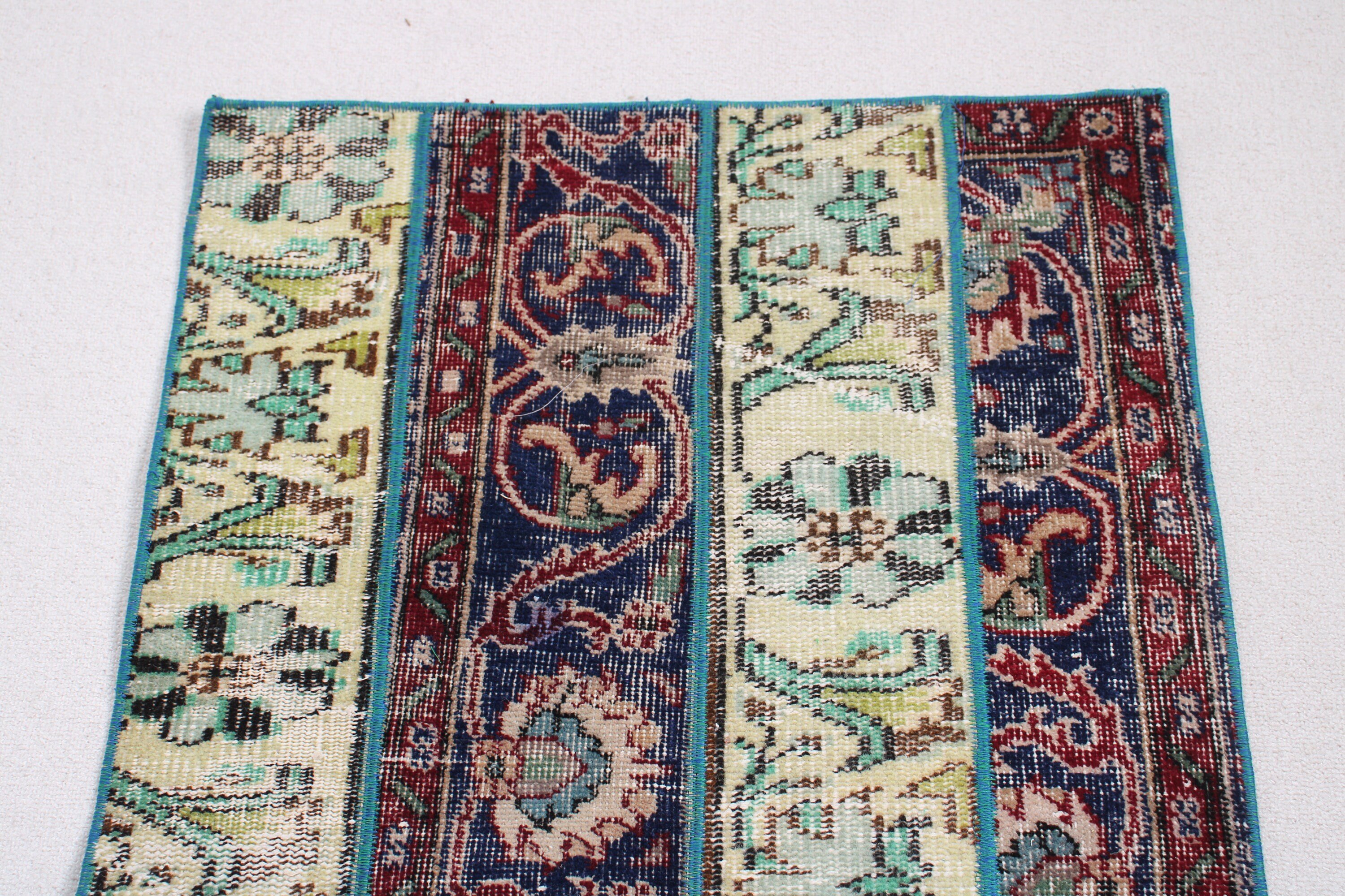 Çocuk Halıları, Yün Halılar, 2,4x4,6 ft Küçük Halı, Vintage Halı, Vintage Dekor Halı, Mavi Oryantal Halılar, Türk Halıları, Antika Halılar, Giriş Halısı