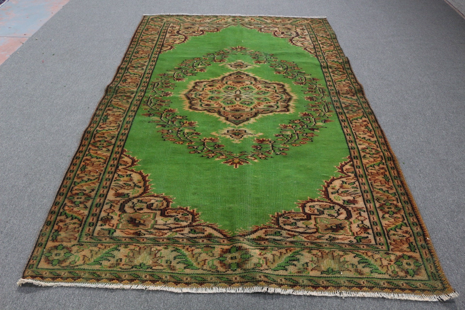 Rugs for Salon, Green Anatolian Rugs, Salon Rugs, Turkish Rugs, 5.7x9 ft Large Rugs, Oushak Rugs, Vintage Rugs, Bedroom Rugs