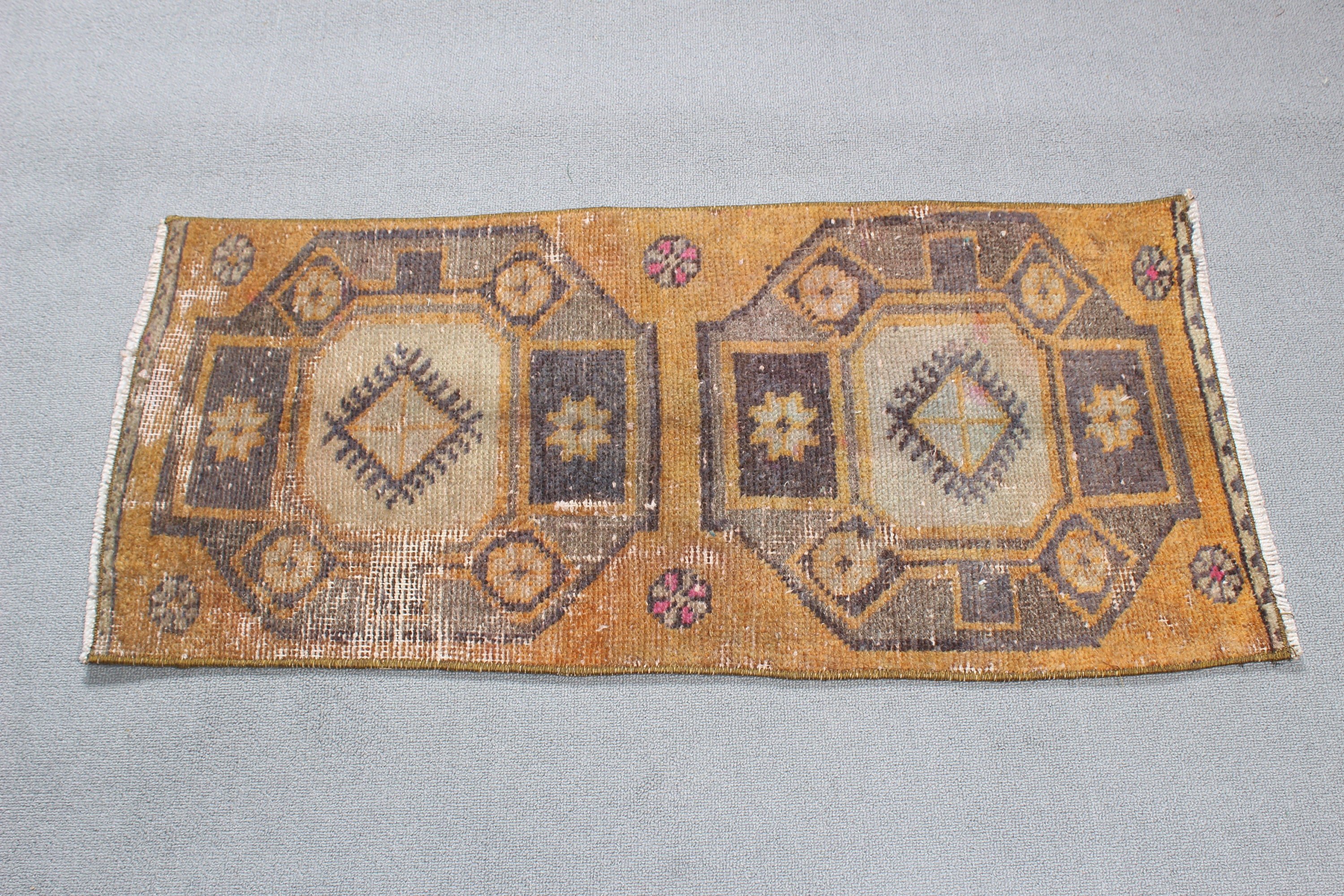 Yün Halılar, Kahverengi Oushak Halı, Kabile Halısı, Vintage Halı, 1,4x3,1 ft Küçük Halı, Türk Halıları, Duvara Asılı Halılar, Yatak Odası Halıları, Nötr Halılar