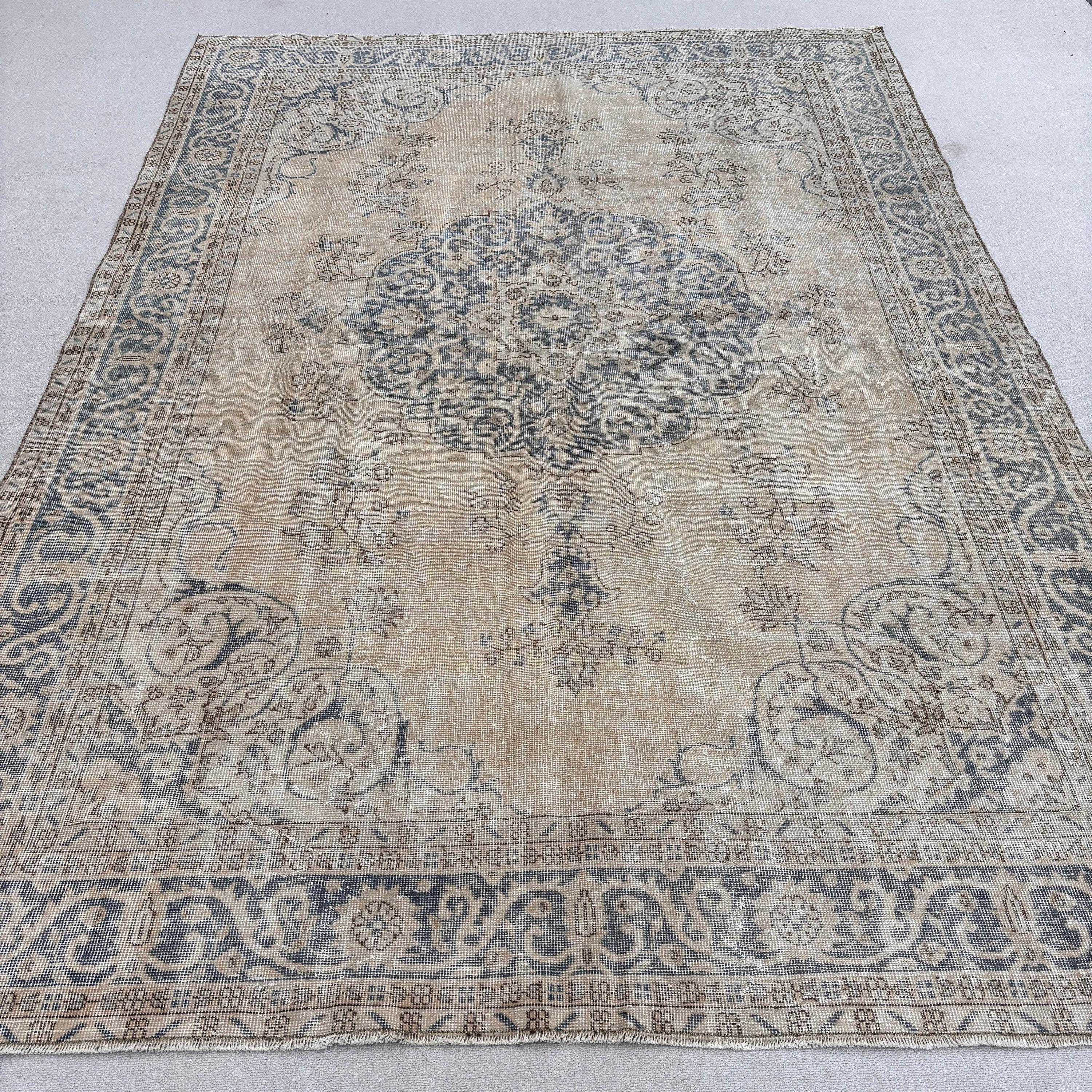 Beige Cool Rug, Vintage Rugs, Turkish Rugs, 7.2x10.3 ft Oversize Rugs, Wool Rug, Handwoven Rug, Dining Room Rugs, Oversize Vintage Rugs