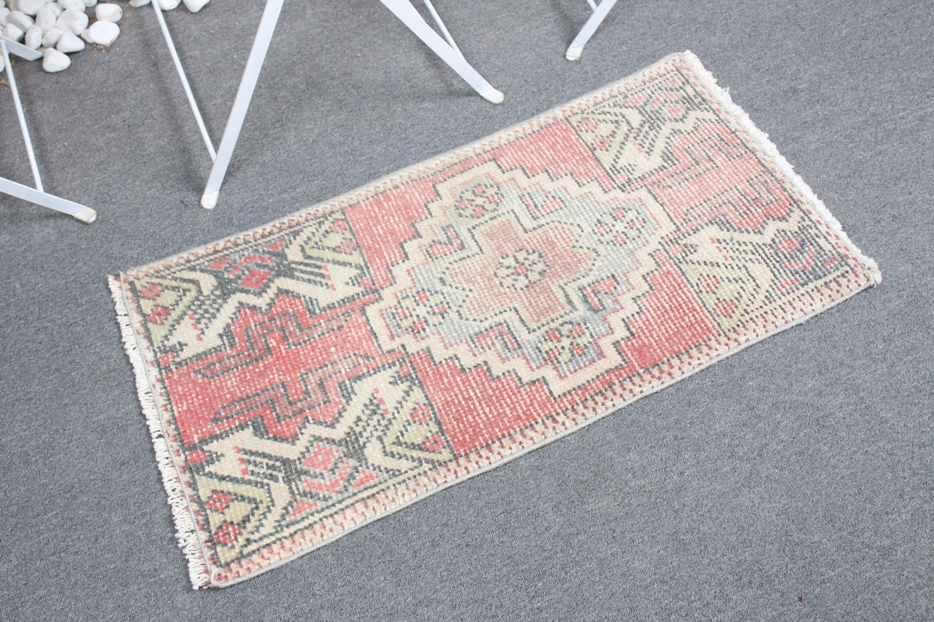 Red  1.6x3 ft Small Rug, Kitchen Rugs, Cool Rugs, Rugs for Bedroom, Turkish Rugs, Entryway Rug Rugs, Bedroom Rug, Vintage Rugs