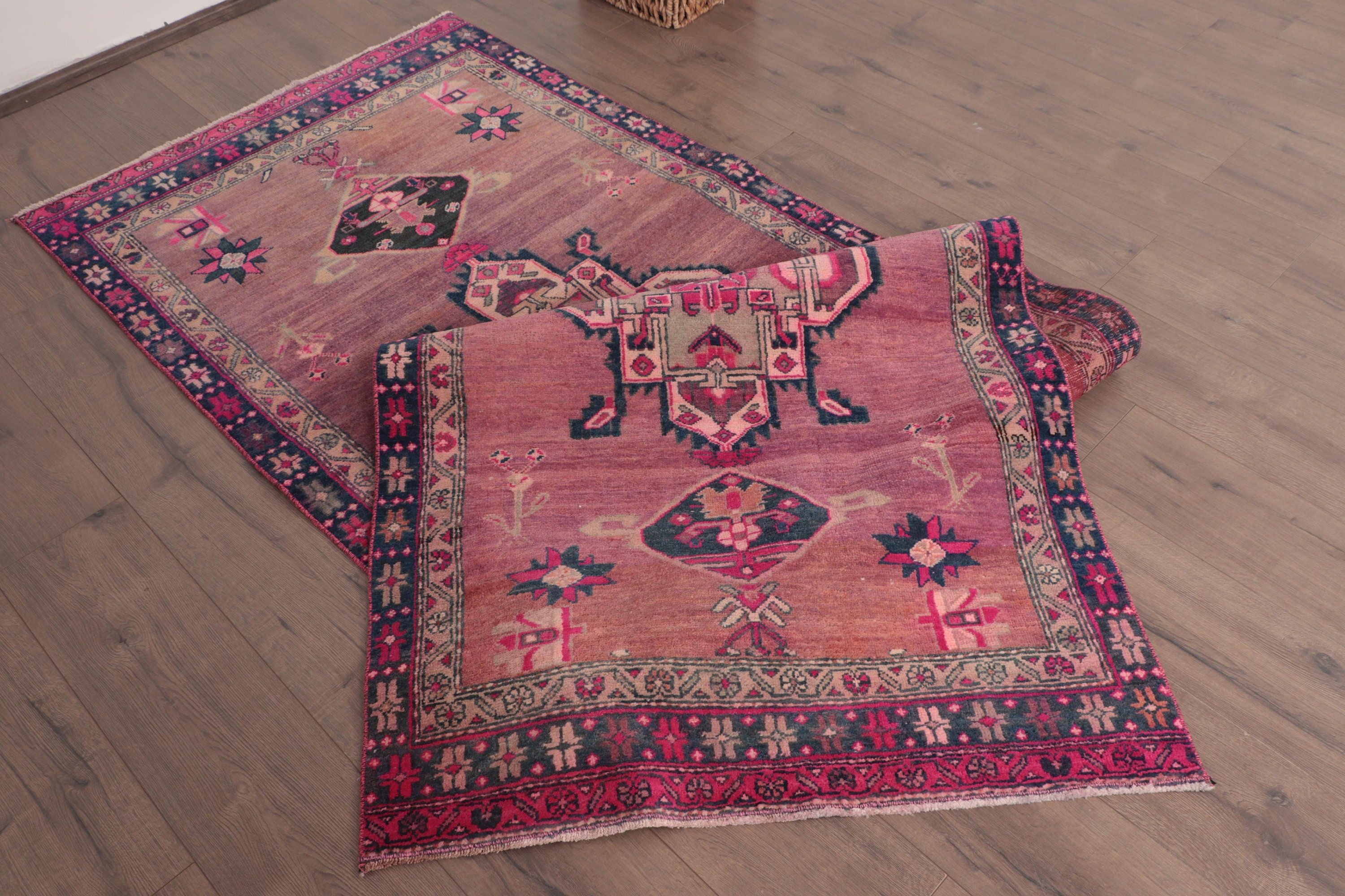 Türk Halıları, Kabile Halıları, Pembe Anadolu Halısı, Merdiven Halısı, Yün Halısı, 3,3x9,9 ft Runner Halıları, Beni Ourain Runner Halısı, Vintage Halı, Harika Halılar