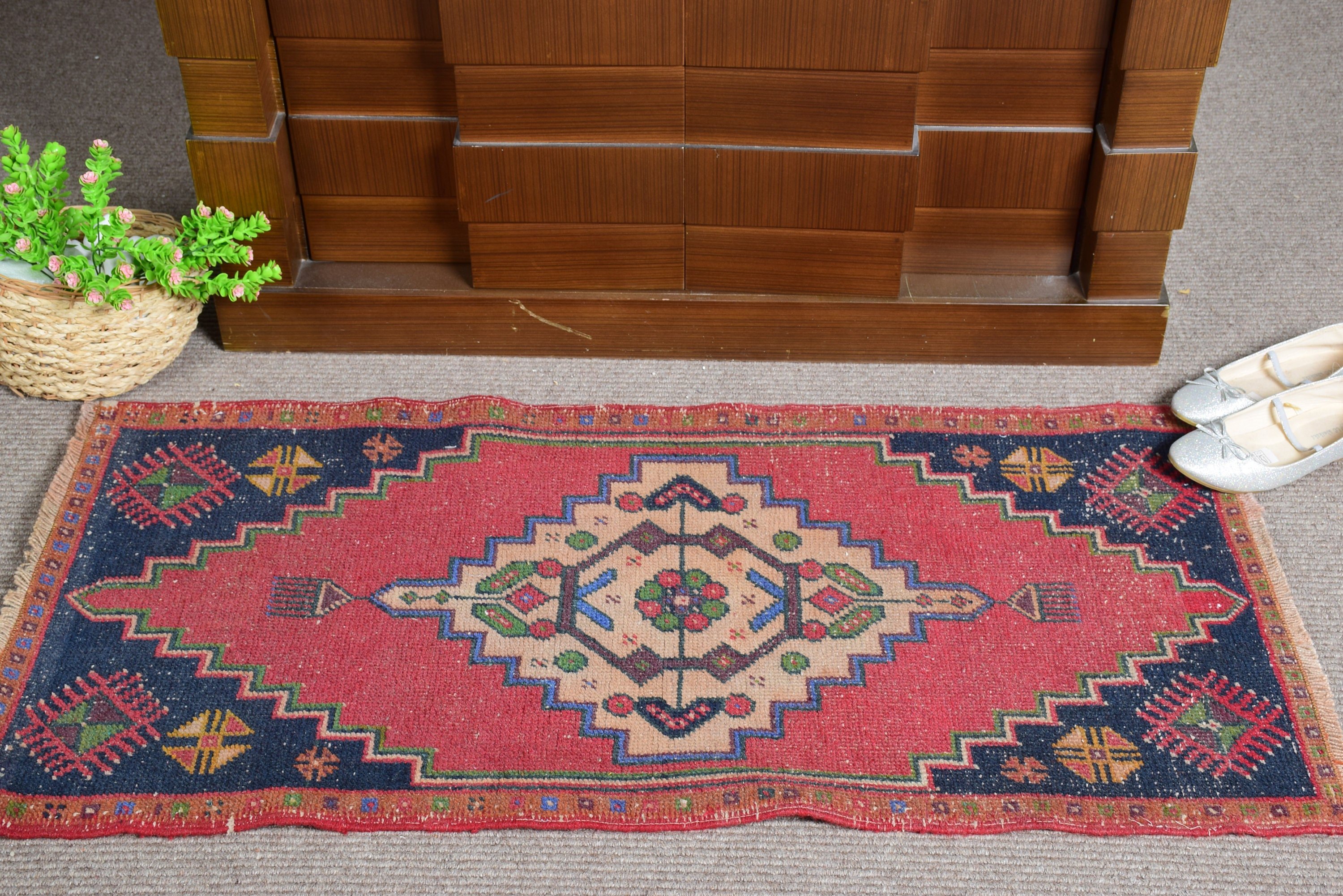 Rugs for Bedroom, Vintage Rug, Antique Rugs, Bathroom Rugs, Car Mat Rug, Turkish Rugs, 1.8x3.7 ft Small Rug, Red Antique Rug