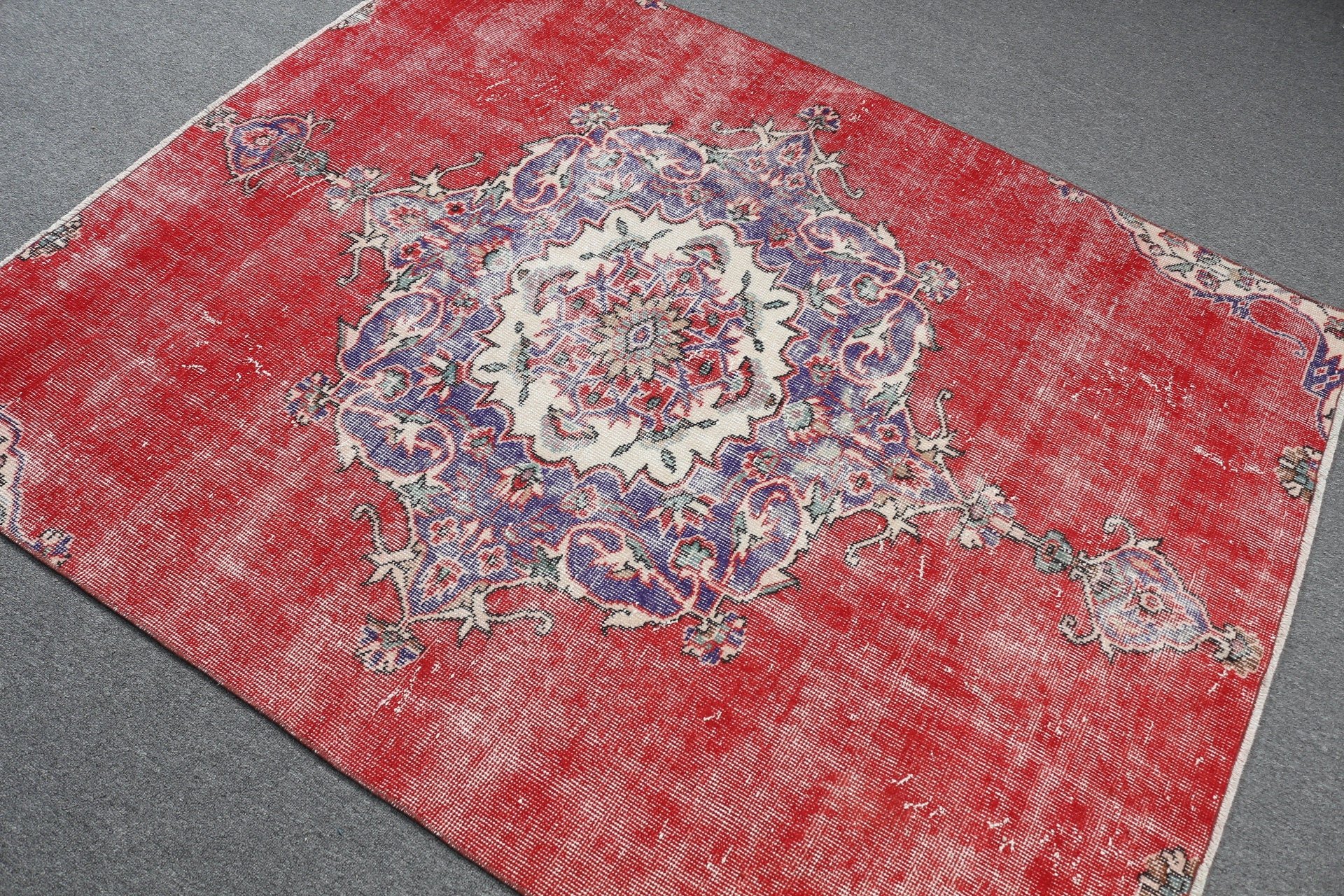 Turkish Rugs, Wool Rug, Red Anatolian Rug, Vintage Rug, Home Decor Rug, Bedroom Rug, 4.7x5.9 ft Area Rugs, Nursery Rug, Vintage Decor Rug