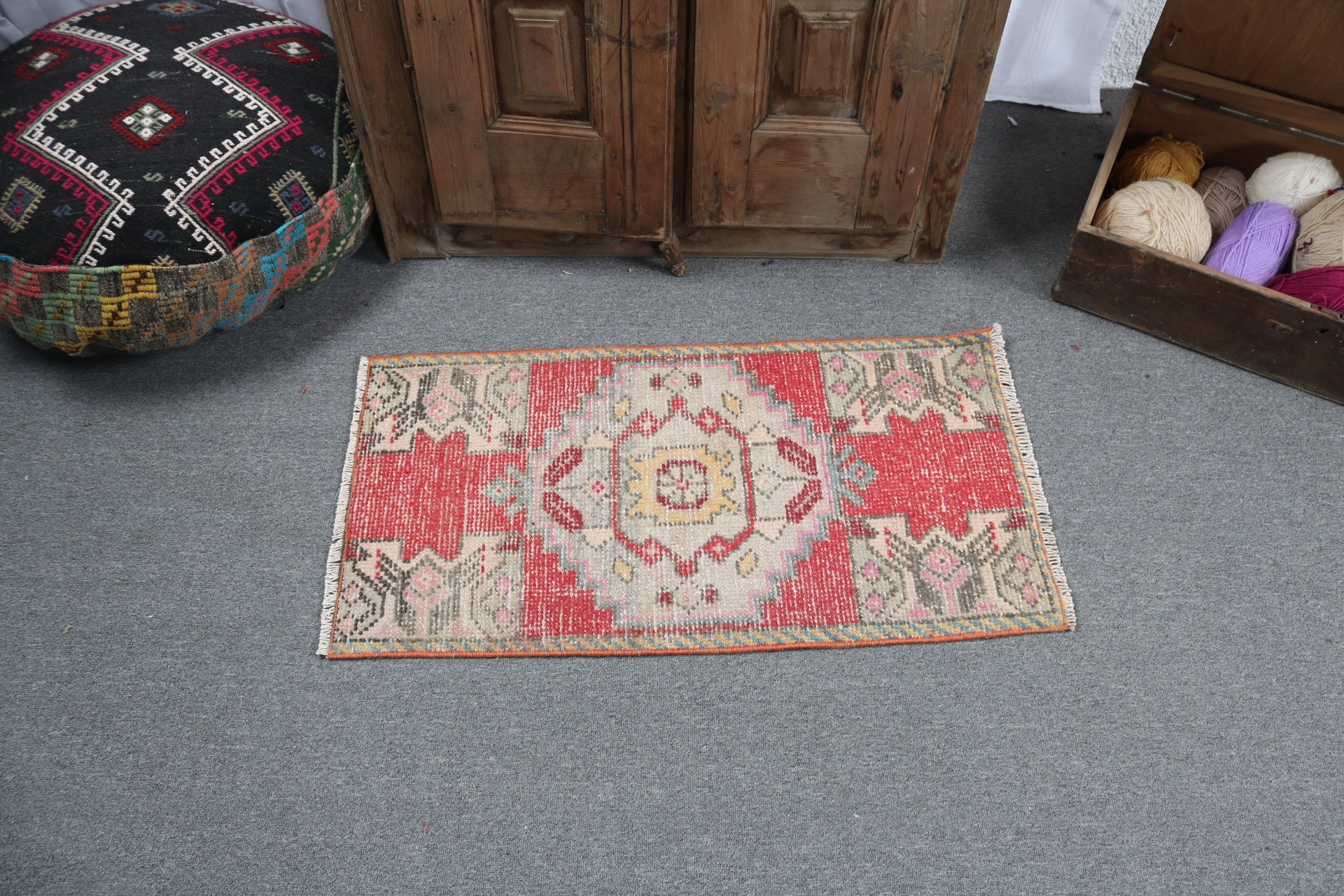 Turkish Rugs, Antique Rugs, Red Kitchen Rugs, Vintage Rug, Handwoven Rug, Ethnic Rugs, Bedroom Rug, Wall Hanging Rugs, 1.5x3 ft Small Rug