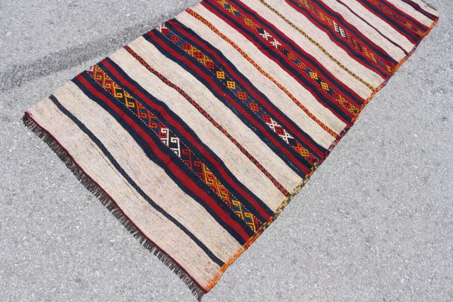 Nursery Rug, Entry Rug, 3x6.7 ft Accent Rug, Moroccan Rug, Turkish Rug, Red Home Decor Rug, Kilim, Floor Rugs, Dorm Rug, Vintage Rugs