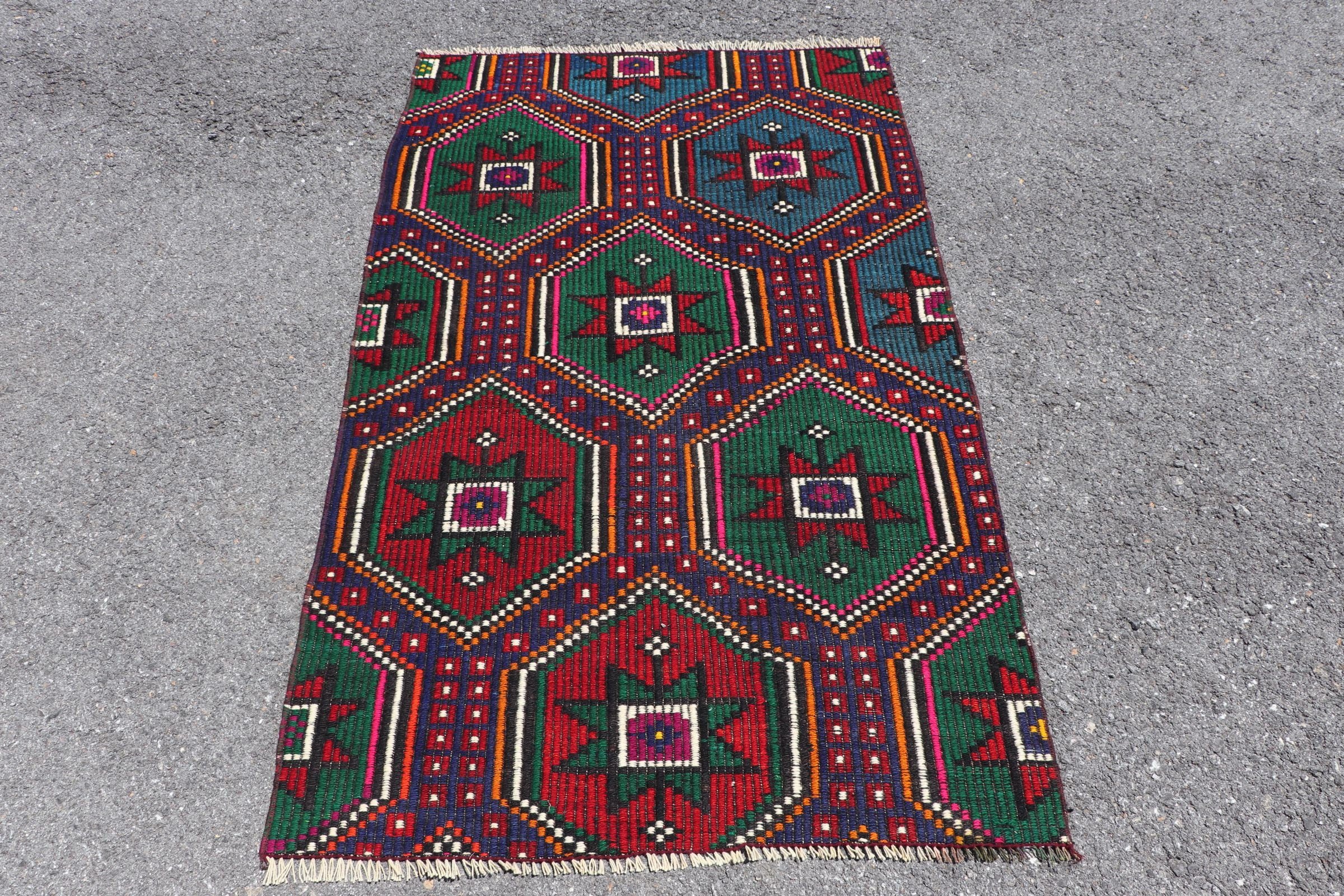 Türk Kilim, Kırmızı Zemin Kilim, Duvar Kilim, Uşak Kilim, Banyo Kilim, 90x141 cm Küçük Kilim, Araba paspası Kilim, Yatak odası Kilim