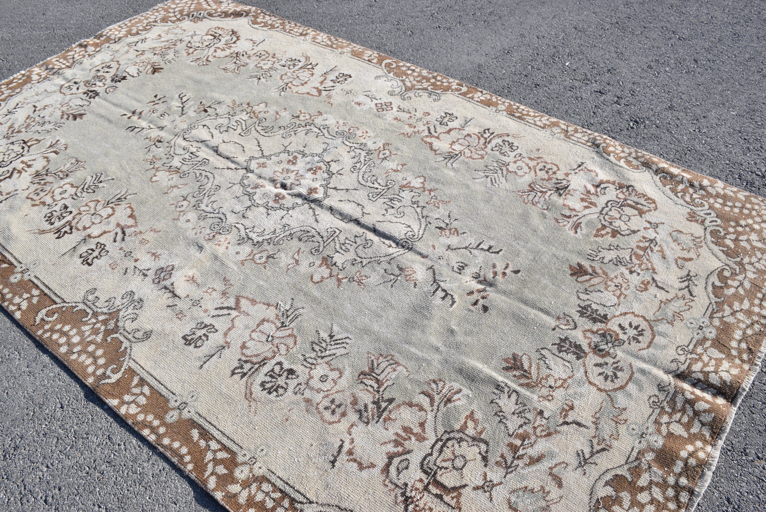 Antique Rug, Turkish Rugs, 5.7x9.6 ft Large Rugs, Living Room Rug, Kitchen Rug, Vintage Rug, Salon Rugs, Beige Moroccan Rug, Boho Rug