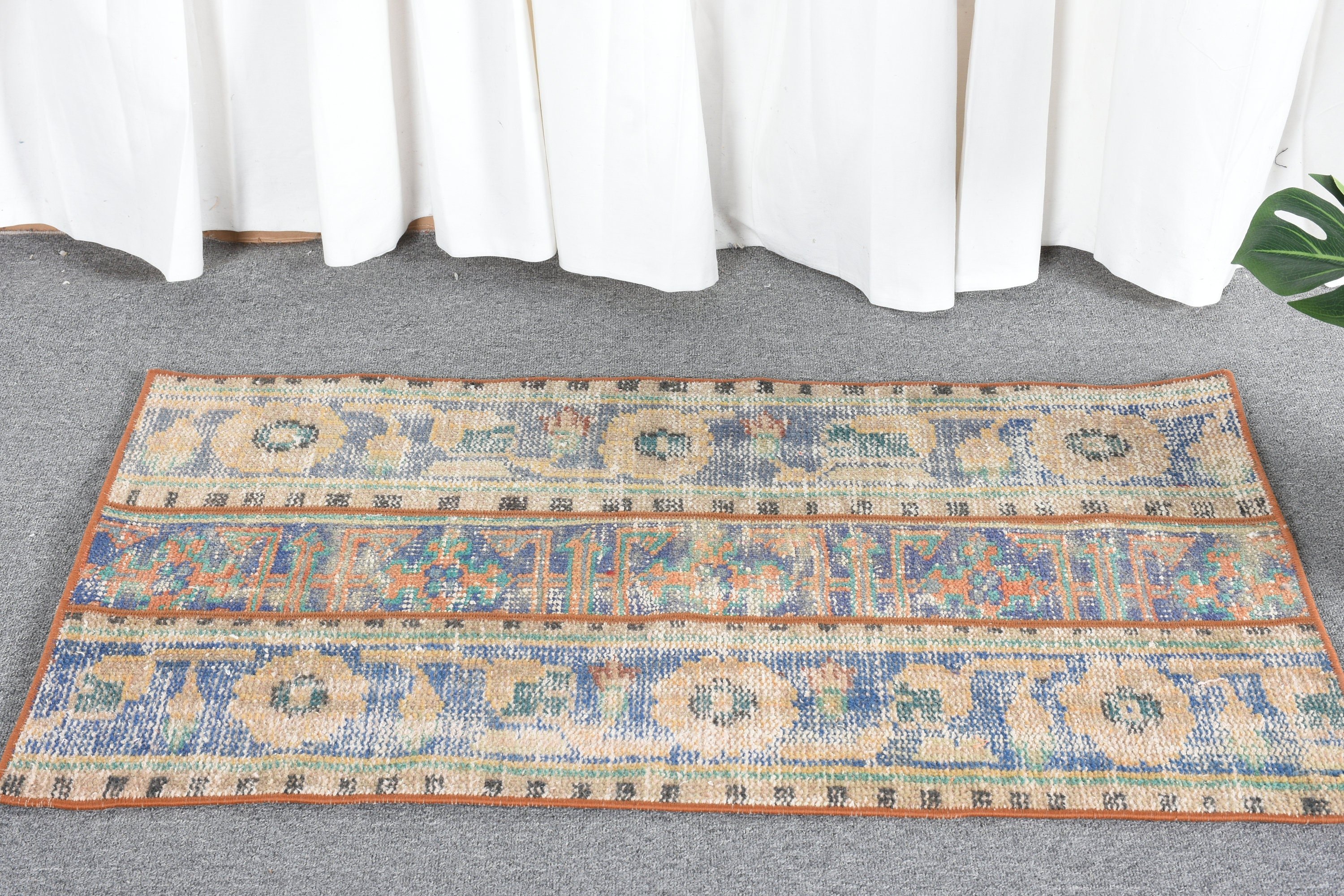 Yün Halı, Turuncu Fas Halısı, Vintage Halı, 1.8x3.2 ft Küçük Halılar, Türk Halısı, Kapı Paspası Halısı, Banyo Halısı, Araba Paspas Halıları, Oushak Halısı