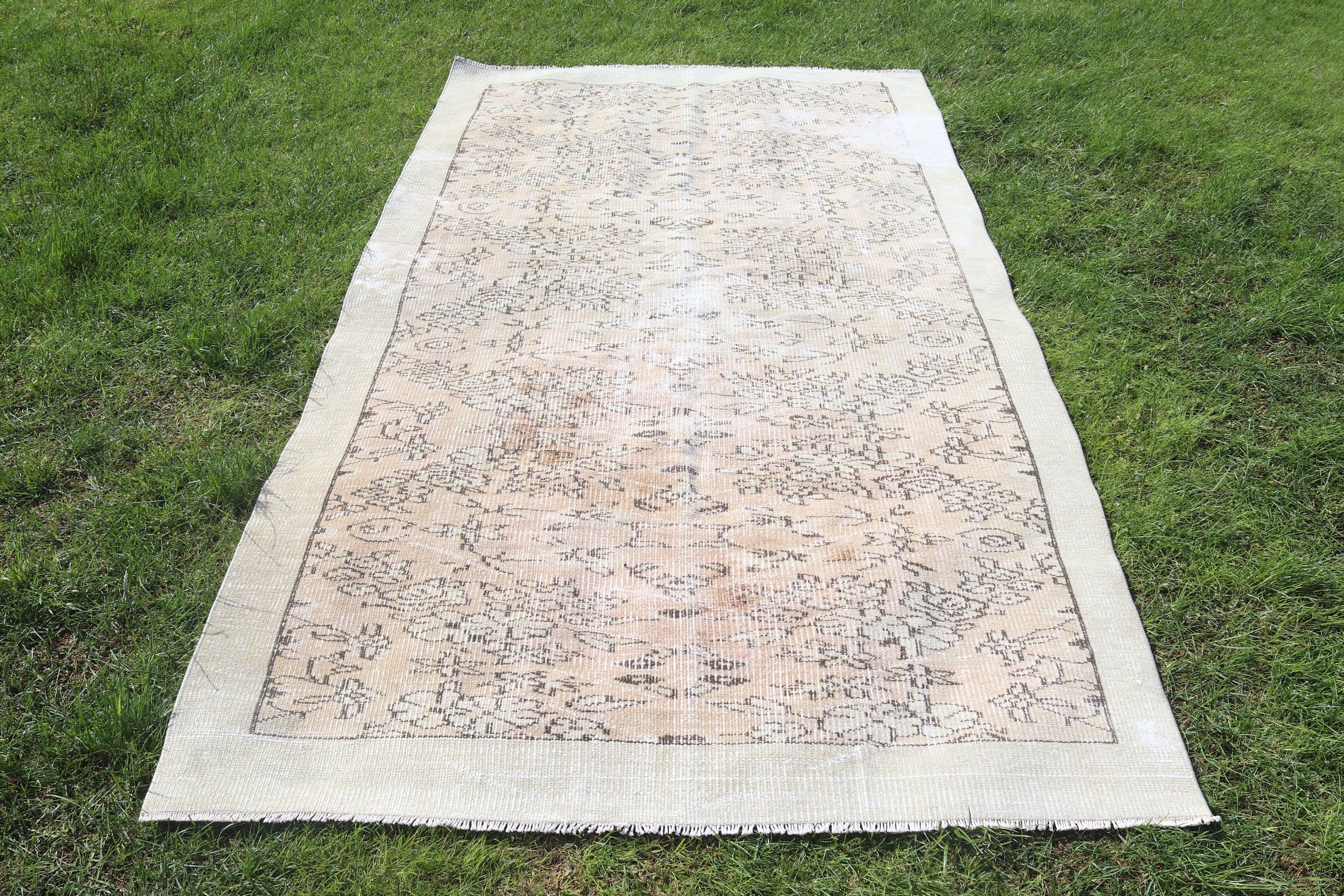 4.5x7.8 ft Alan Halısı, Ev Dekorasyonu Halısı, Anadolu Halıları, Vintage Halı, Yemek Odası Halısı, Oturma Odası Halıları, Türk Halıları, Bej Yün Halı