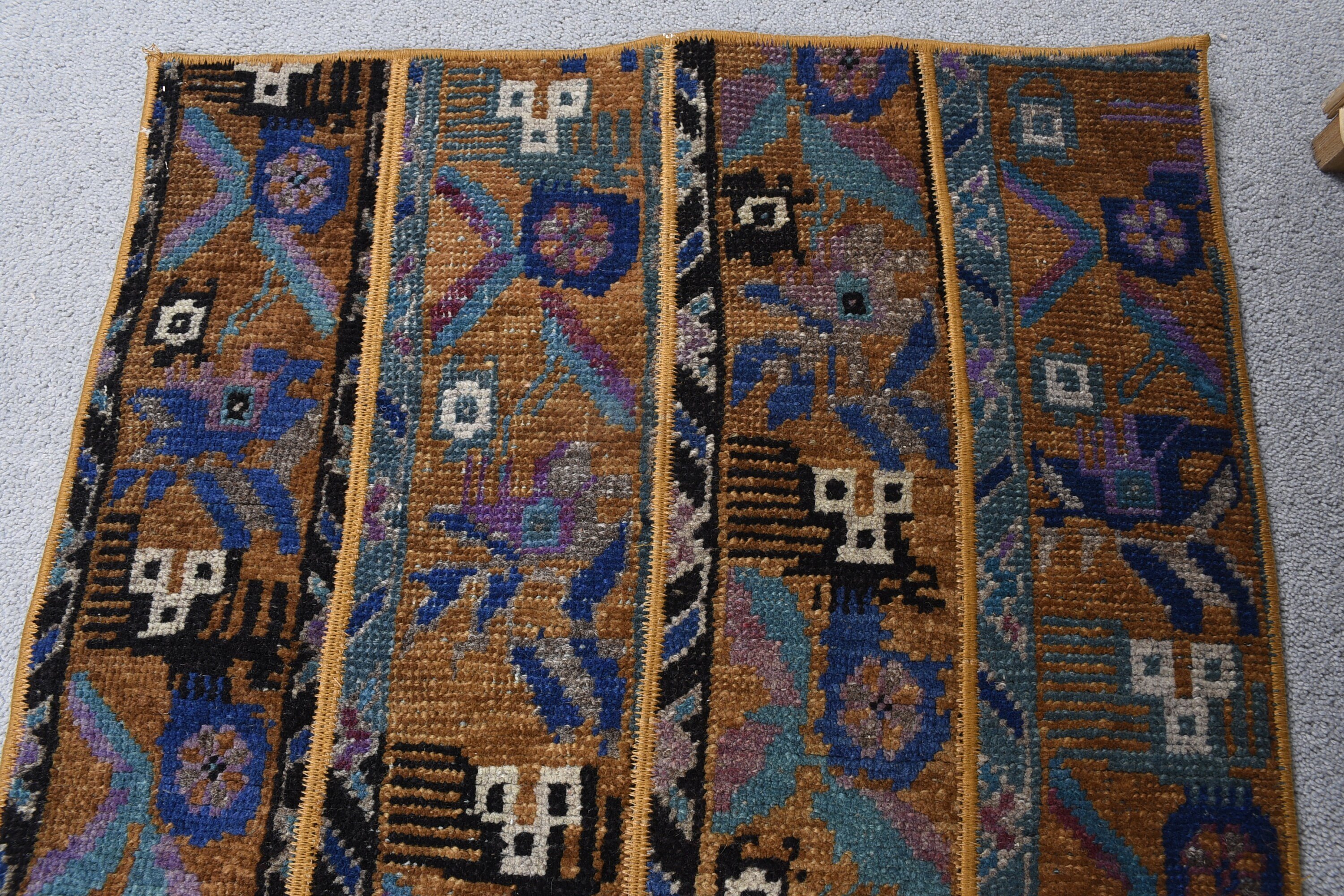 Sarı Anadolu Halıları, Türk Halıları, Ofis Halıları, Giriş Halıları, Vintage Halı, 1.8x3.1 ft Küçük Halı, Anadolu Halısı, Mutfak Halısı, Oryantal Halılar