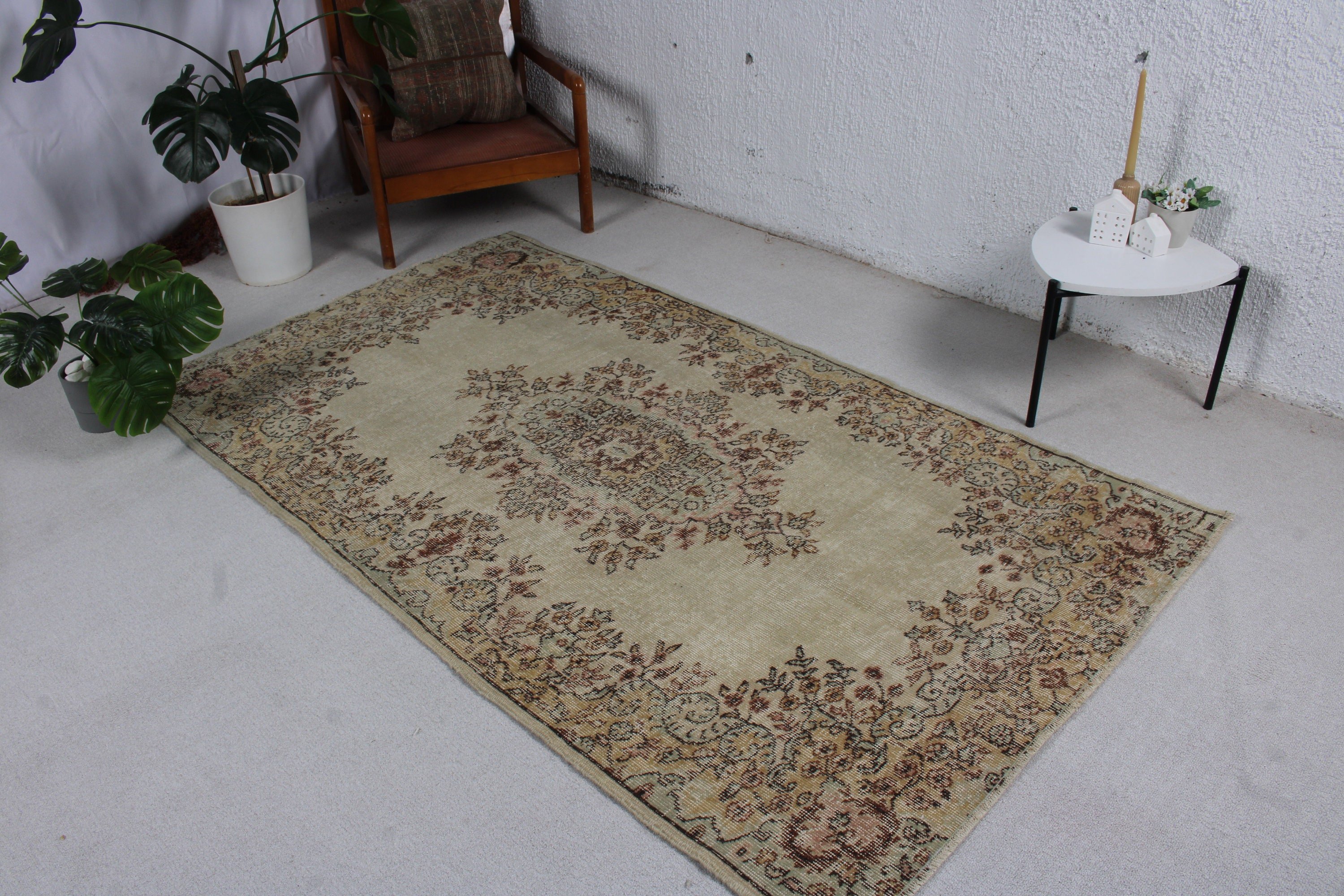 Vintage Dekor Halıları, Vintage Halı, 4,3x7,4 ft Alan Halısı, Bej Fas Halıları, Yer Halısı, Çocuk Halısı, Oushak Halıları, Türk Halısı