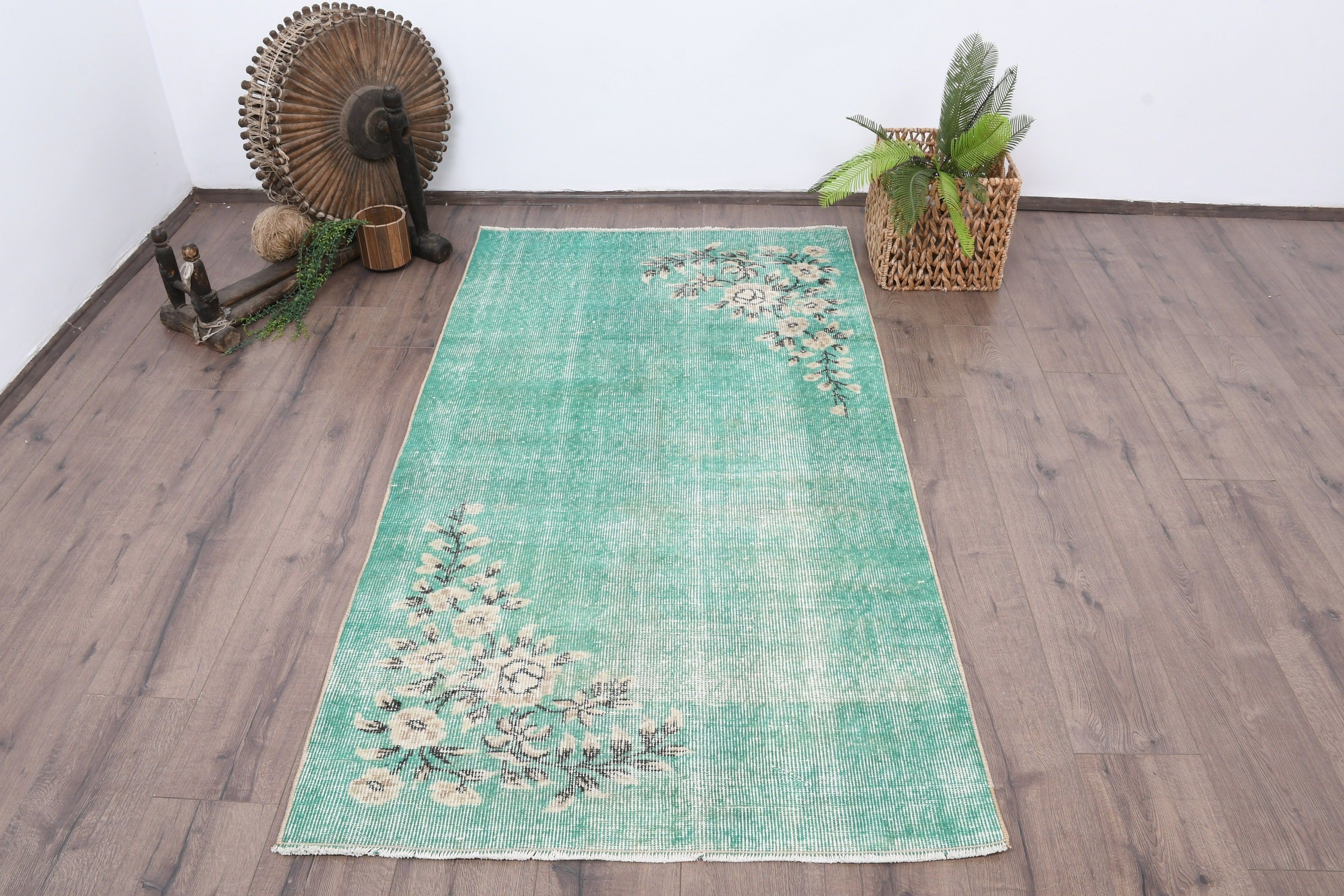 Vintage Rug, Entry Rugs, Green Oushak Rugs, Turkish Rugs, Eclectic Rug, 3.3x6 ft Accent Rug, Bedroom Rugs, Rugs for Kitchen, Oushak Rugs