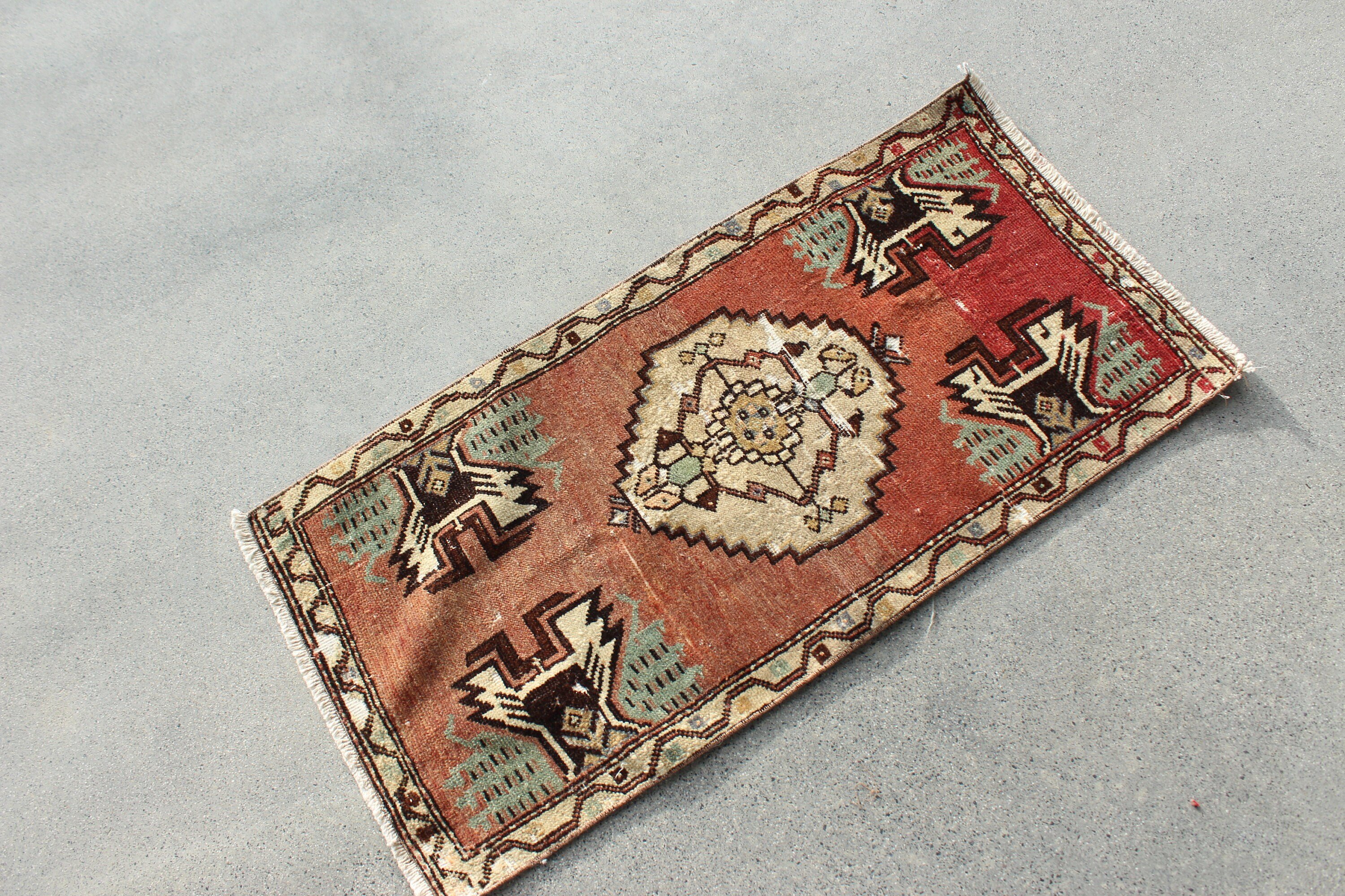 Car Mat Rug, Vintage Rugs, Cool Rugs, Bathroom Rug, Turkish Rugs, Rugs for Wall Hanging, Antique Rug, 1.6x3.2 ft Small Rug, Brown Cool Rug