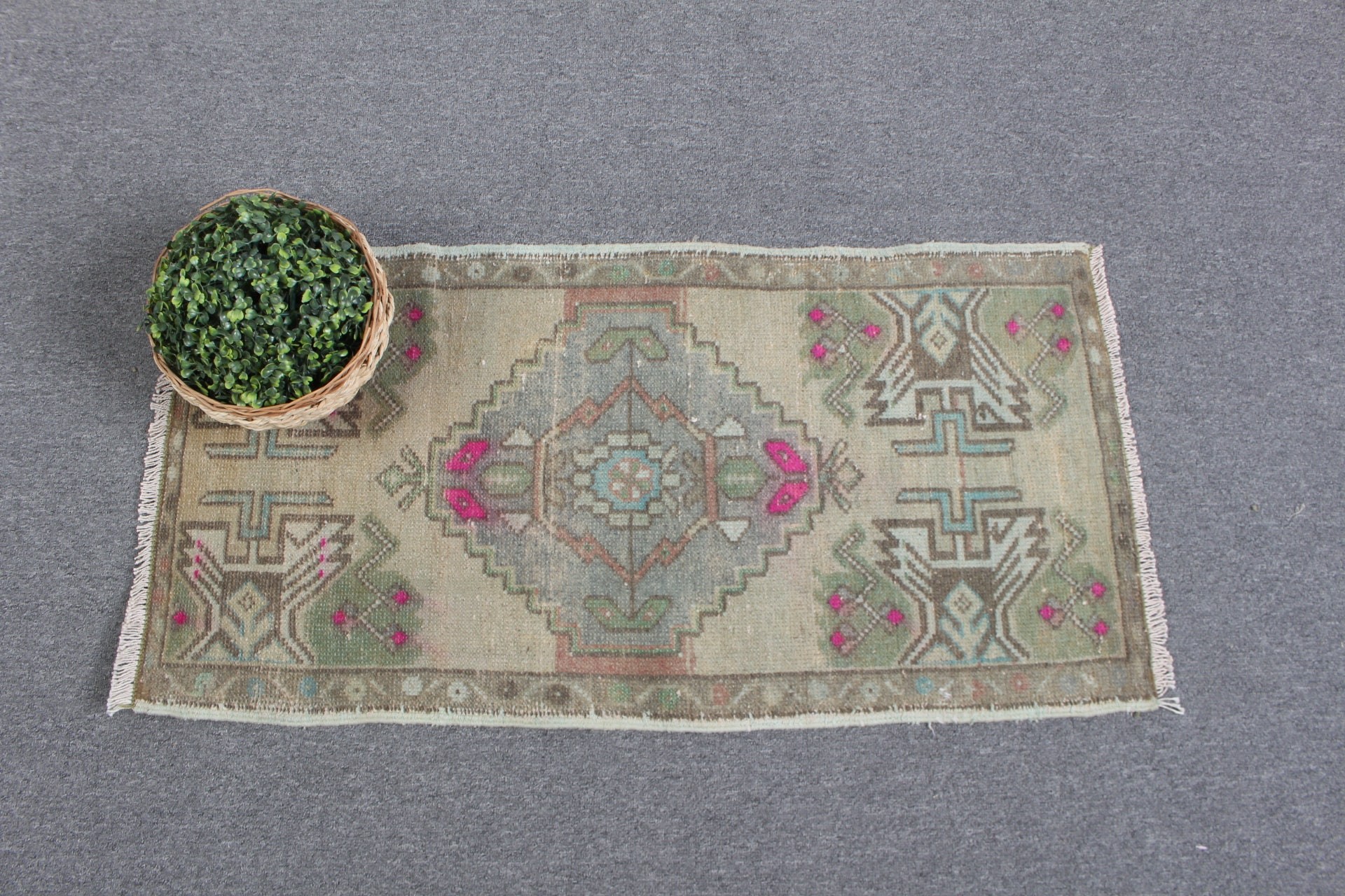 Yeşil Yer Halısı, Paspas Halısı, Fas Halısı, Anadolu Halısı, Vintage Halı, Türk Halıları, Özel Halılar, Yatak Odası Halıları, 1.7x3.3 ft Küçük Halı