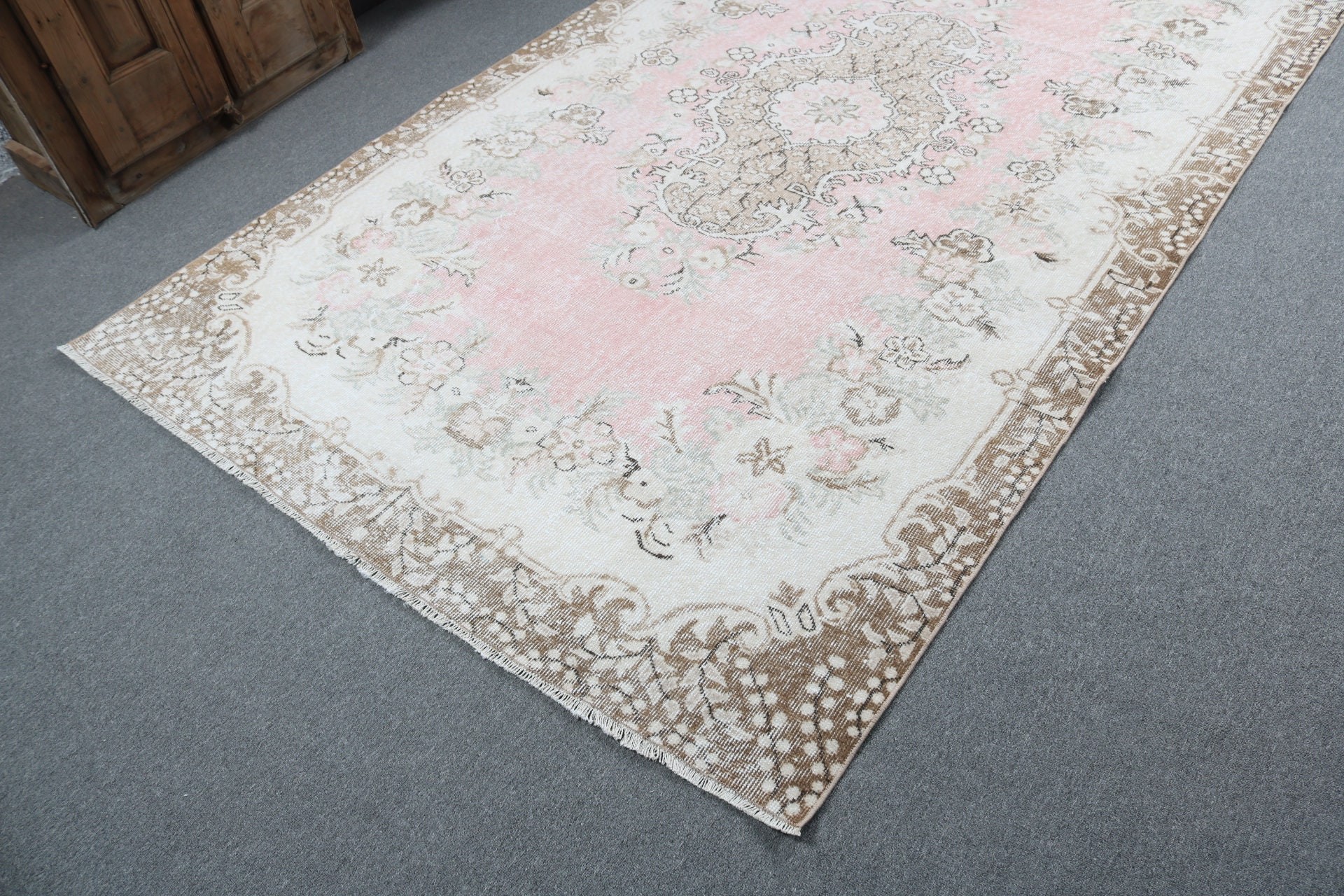 Bedroom Rug, 5.6x9.3 ft Large Rugs, Handmade Rug, Turkish Rug, Kitchen Rug, Neutral Rug, Living Room Rugs, Pink Statement Rugs, Vintage Rug