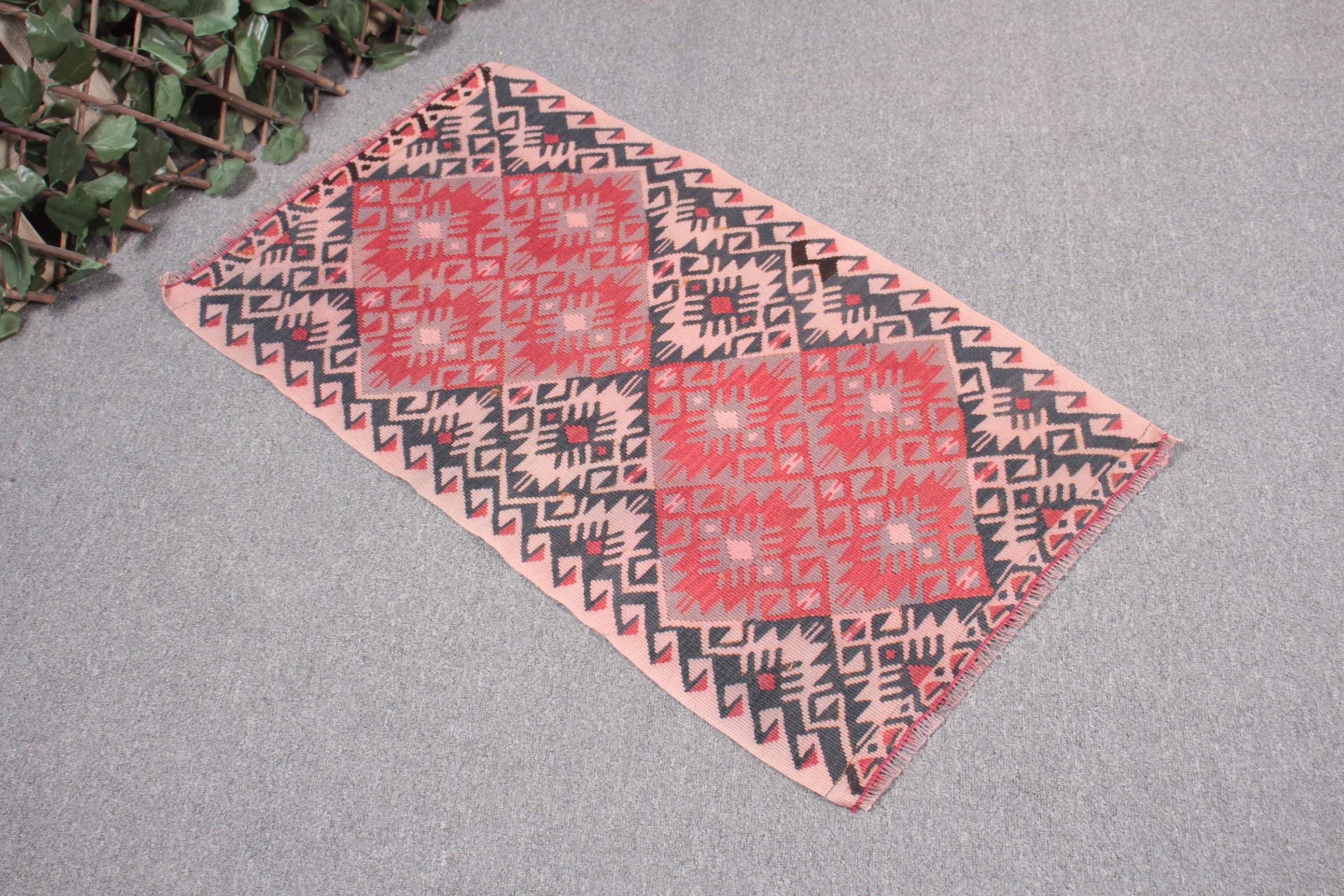 Floor Rug, Red Boho Rugs, Nursery Rug, Kilim, Antique Rug, 1.8x3.2 ft Small Rug, Home Decor Rug, Turkish Rugs, Vintage Rugs, Small Boho Rug