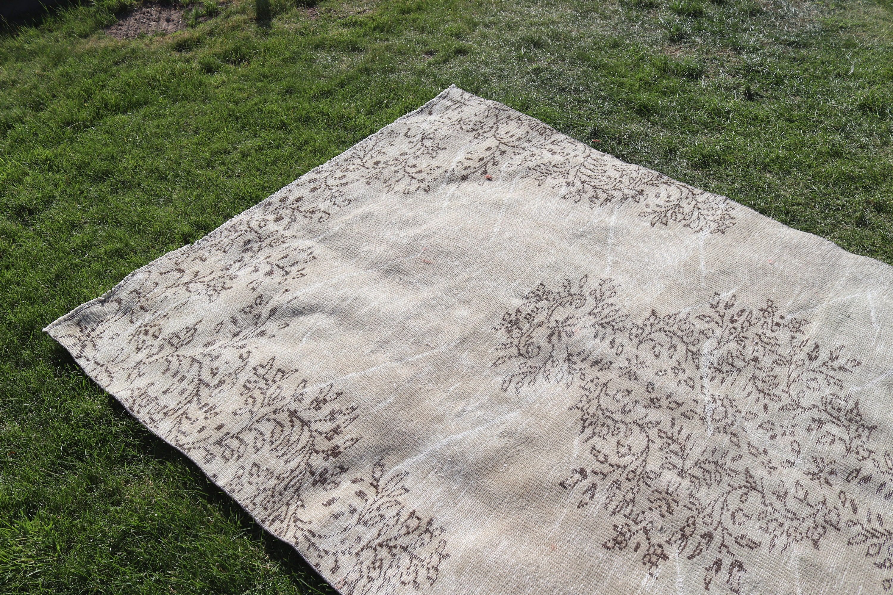 Vintage Rug, Turkish Rugs, Luxury Rugs, Large Vintage Rug, Beige Oushak Rug, Oriental Rug, Large Oushak Rug, 5.2x9.6 ft Large Rug, Boho Rug