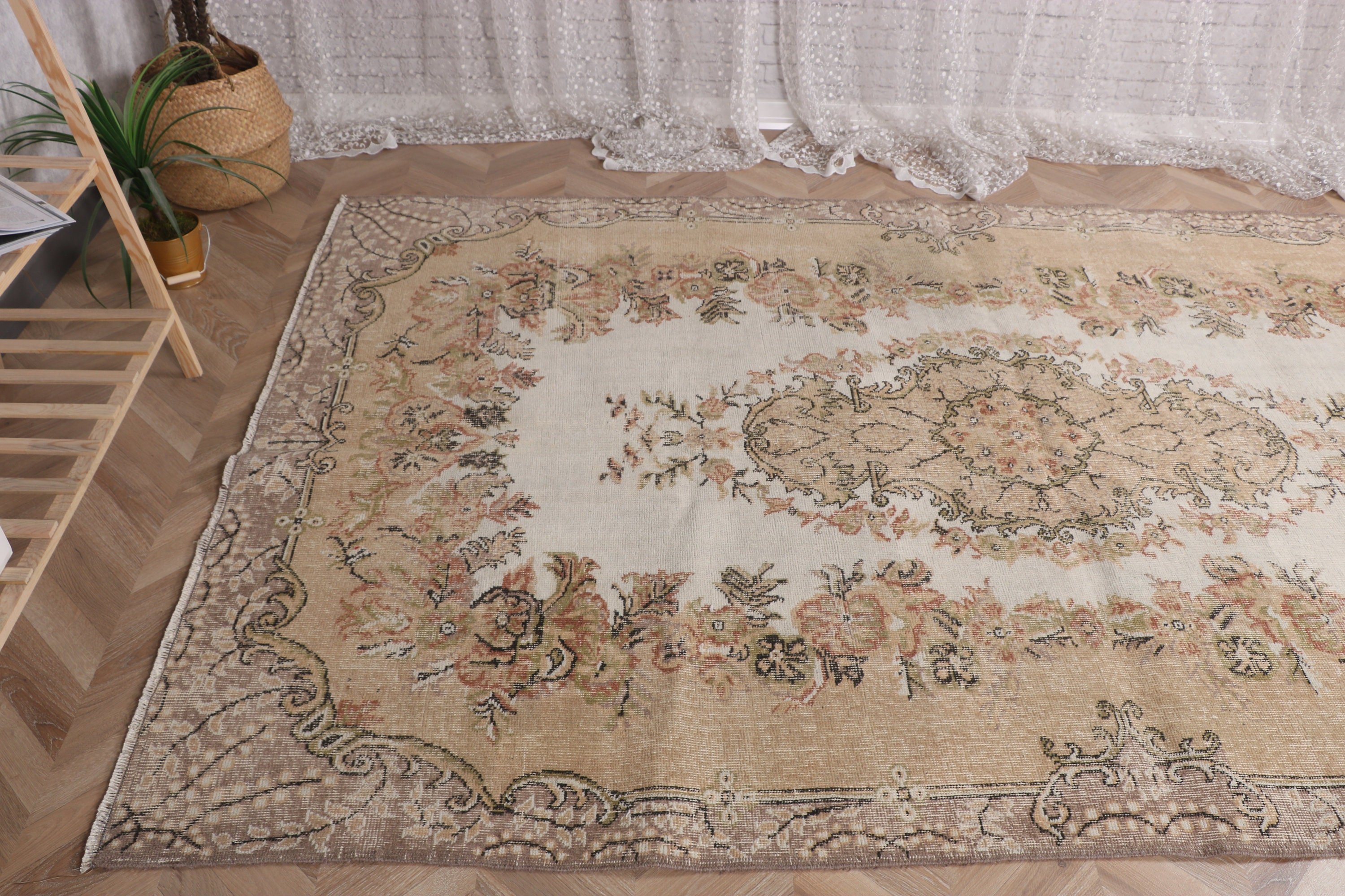 Türk Halısı, Mutfak Halıları, Oturma Odası Halısı, 5.5x9.1 ft Büyük Halı, Estetik Halı, Yemek Odası Halısı, Lüks Halılar, Vintage Halılar, Bej Yün Halı