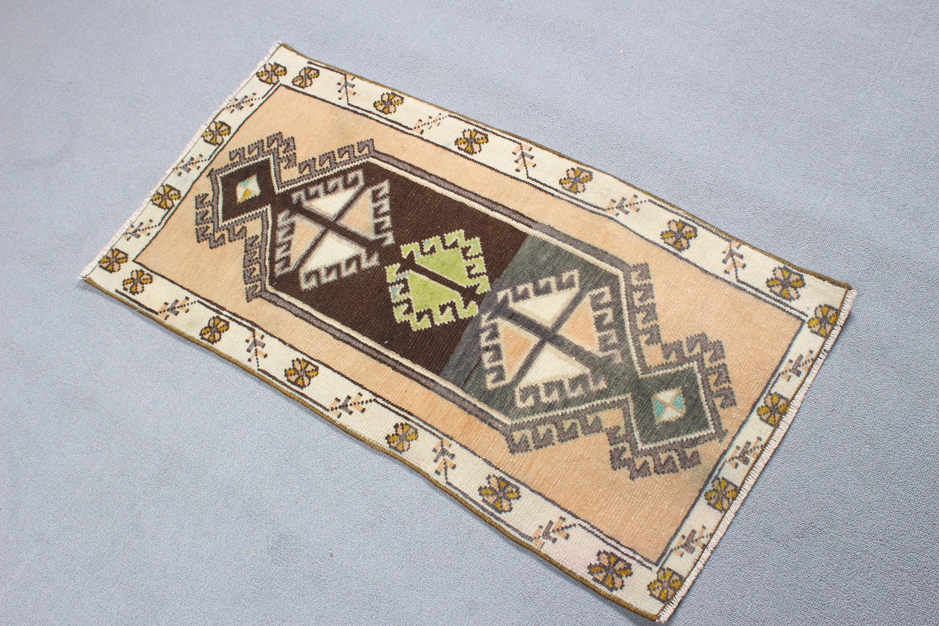 Kitchen Rugs, Brown Moroccan Rug, 1.7x3.2 ft Small Rug, Door Mat Rug, Statement Rugs, Turkish Rug, Office Rug, Vintage Rug