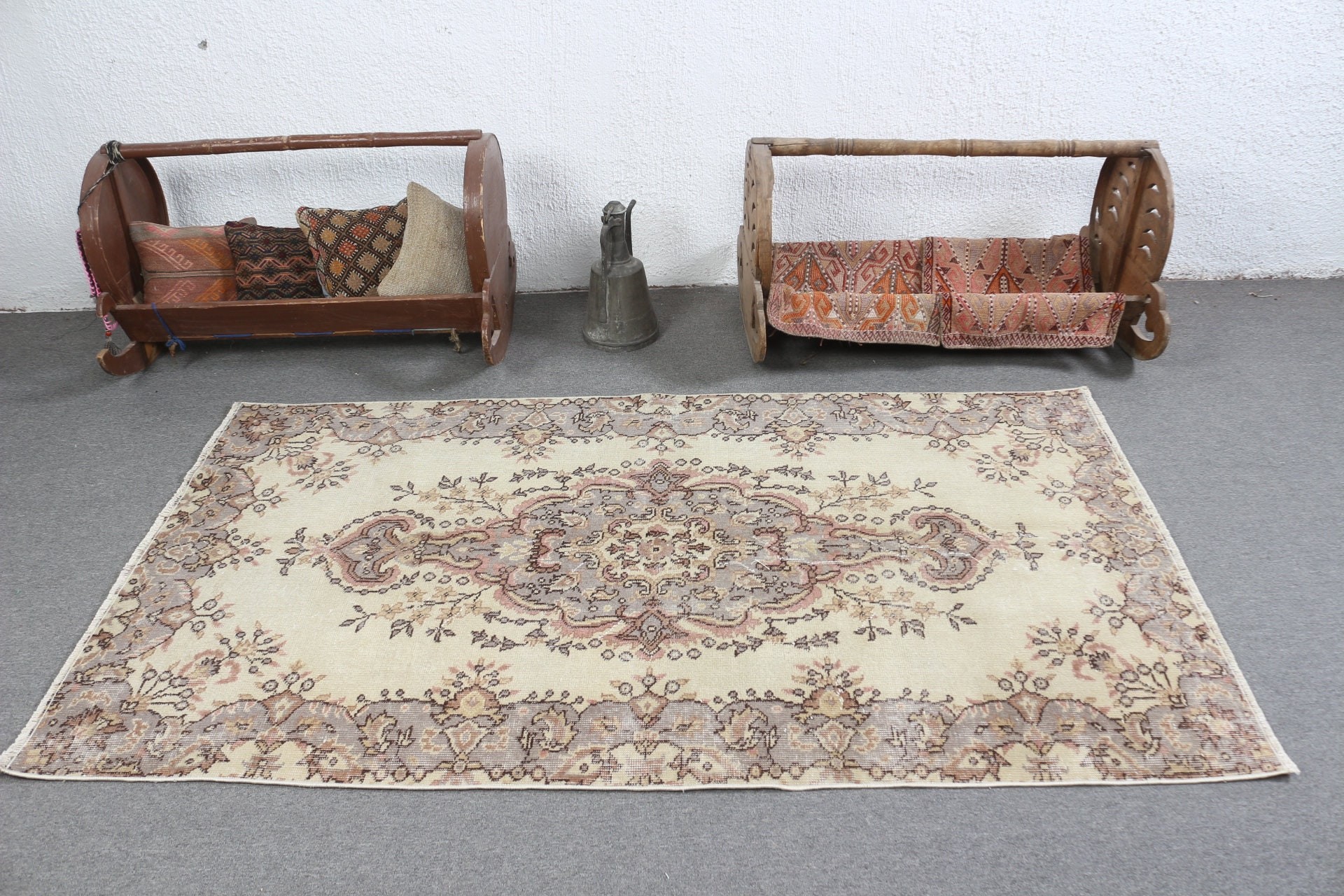 Vintage Rug, Nursery Rug, Vintage Decor Rug, 3.7x6.5 ft Area Rug, Turkish Rugs, Kitchen Rug, Rugs for Bedroom, Moroccan Rug, Beige Wool Rug