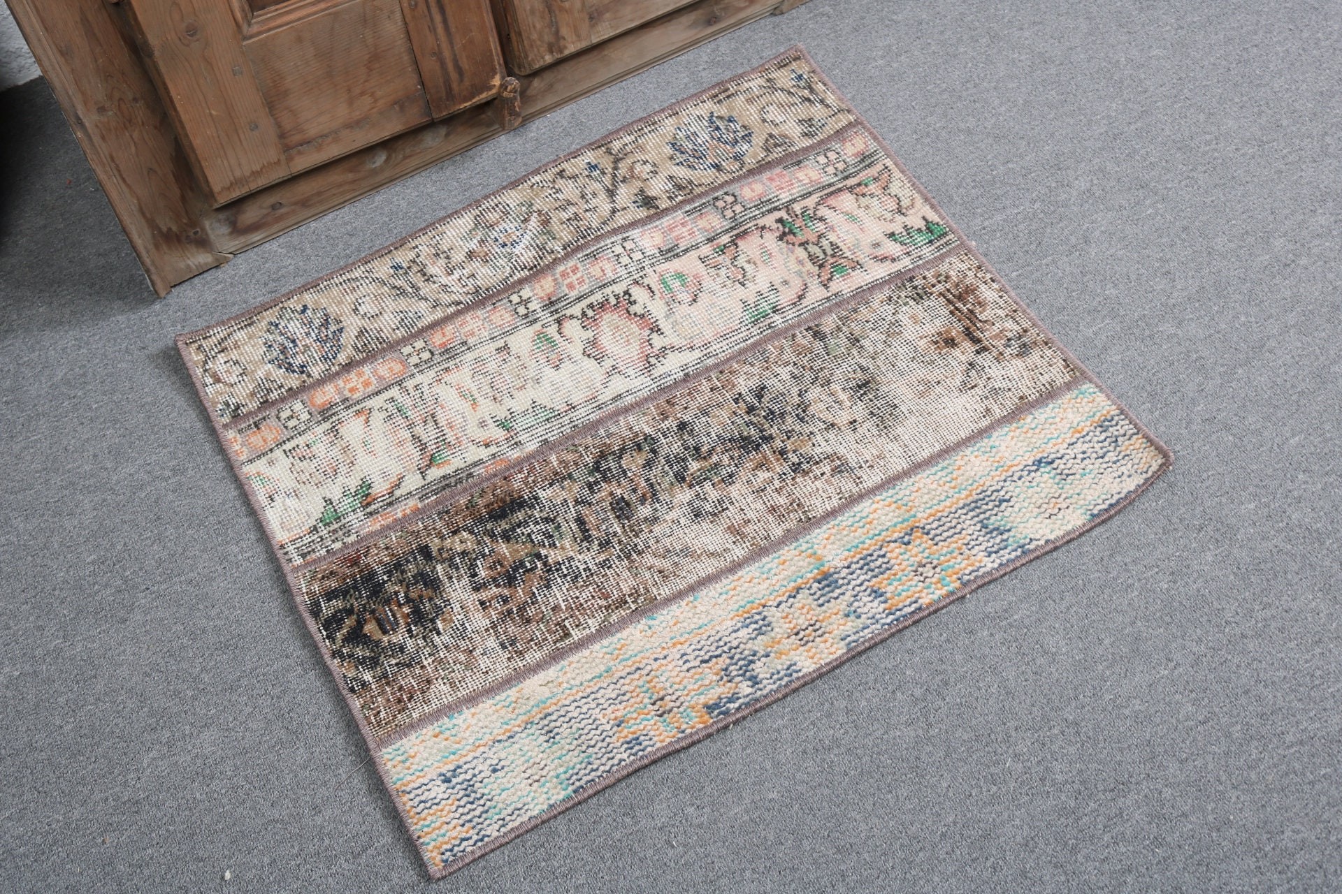 Small Vintage Rugs, Door Mat Rug, Turkish Rug, Oriental Rugs, Vintage Rugs, Bedroom Rug, 2.3x2.5 ft Small Rug, Beige Home Decor Rug