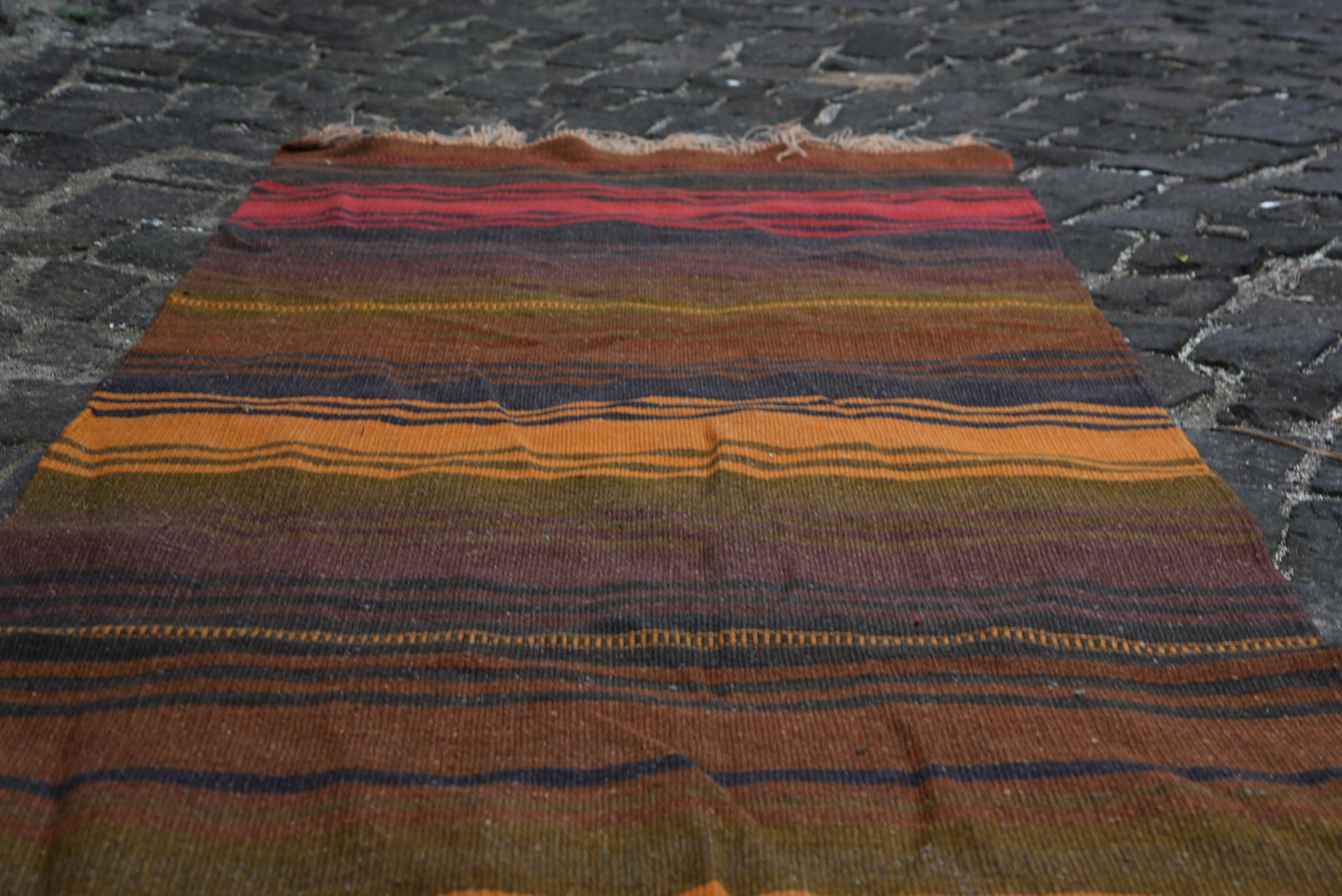 Vintage Halılar, 2.4x9 ft Yolluk Halılar, Koridor Halıları, Koridor Yolluk Halıları, Mutfak Halısı, Antika Halılar, Anadolu Halısı, Kilim, Türk Halısı