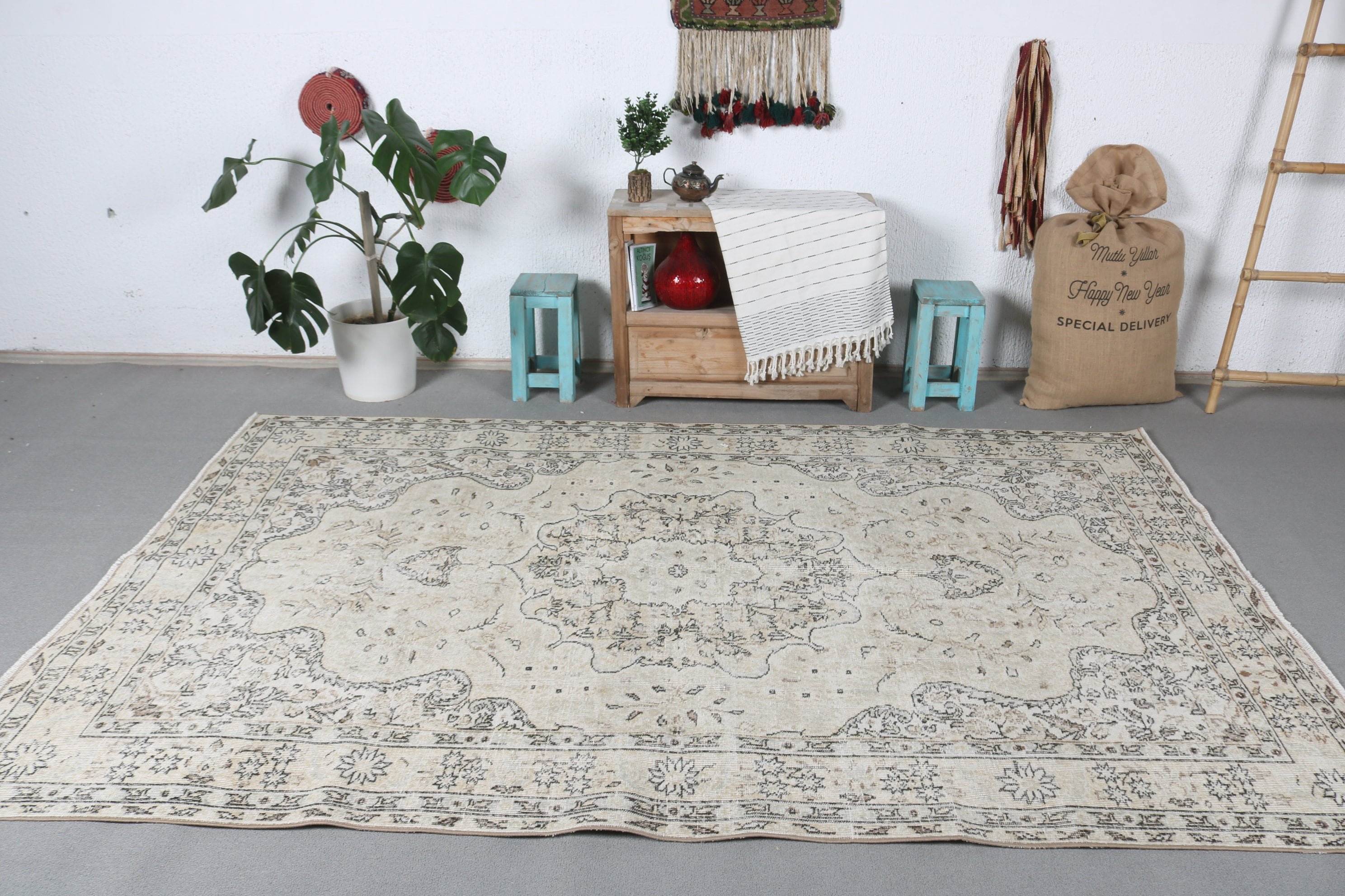 5.6x8.9 ft Large Rug, Vintage Rugs, Anatolian Rug, Dining Room Rug, Oushak Rugs, Rugs for Living Room, Beige Bedroom Rug, Turkish Rugs